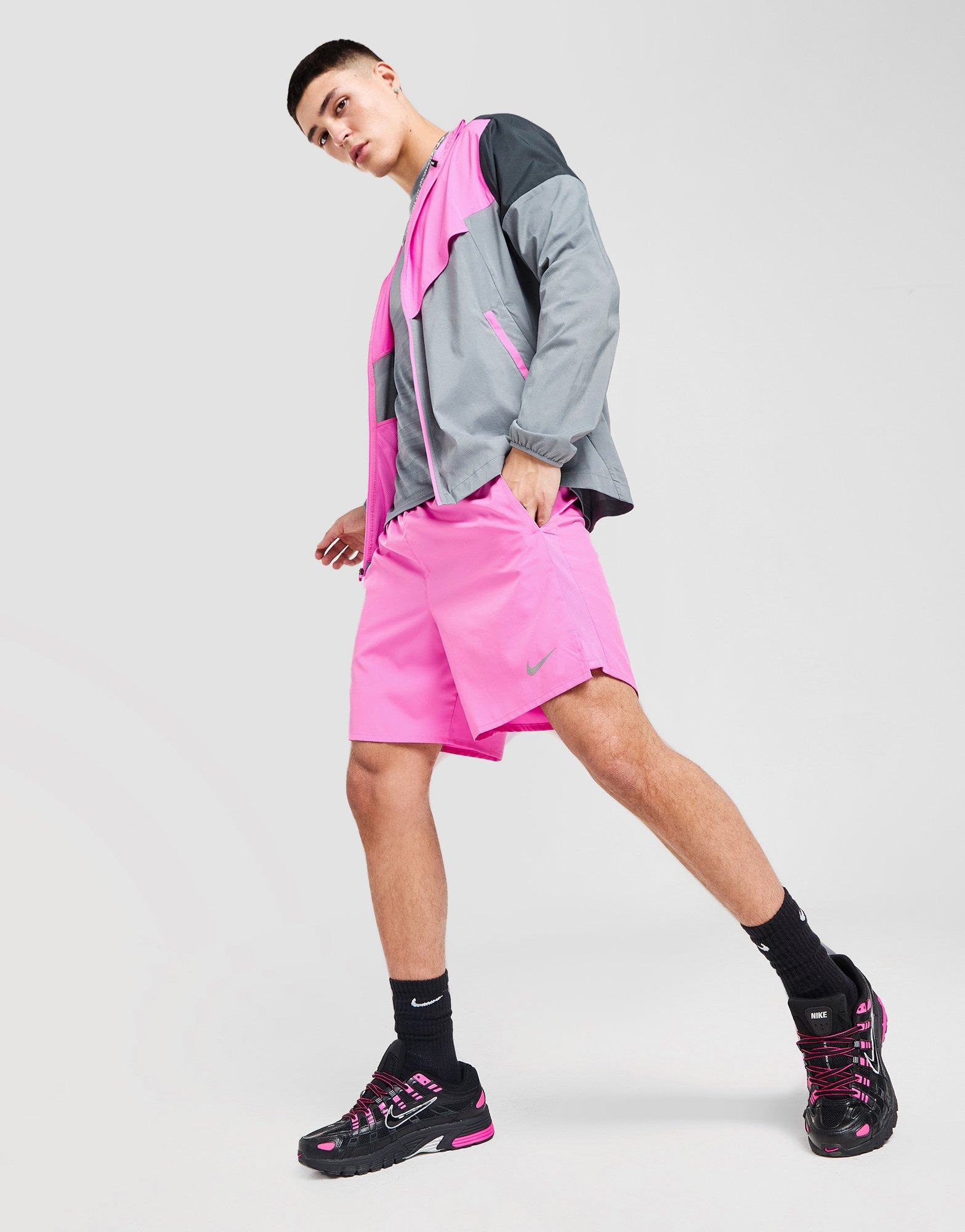 【NIKE】 Challenger Shorts（送料込み） Nike Challenger Shorts Rosa - JD Sports Deutschland