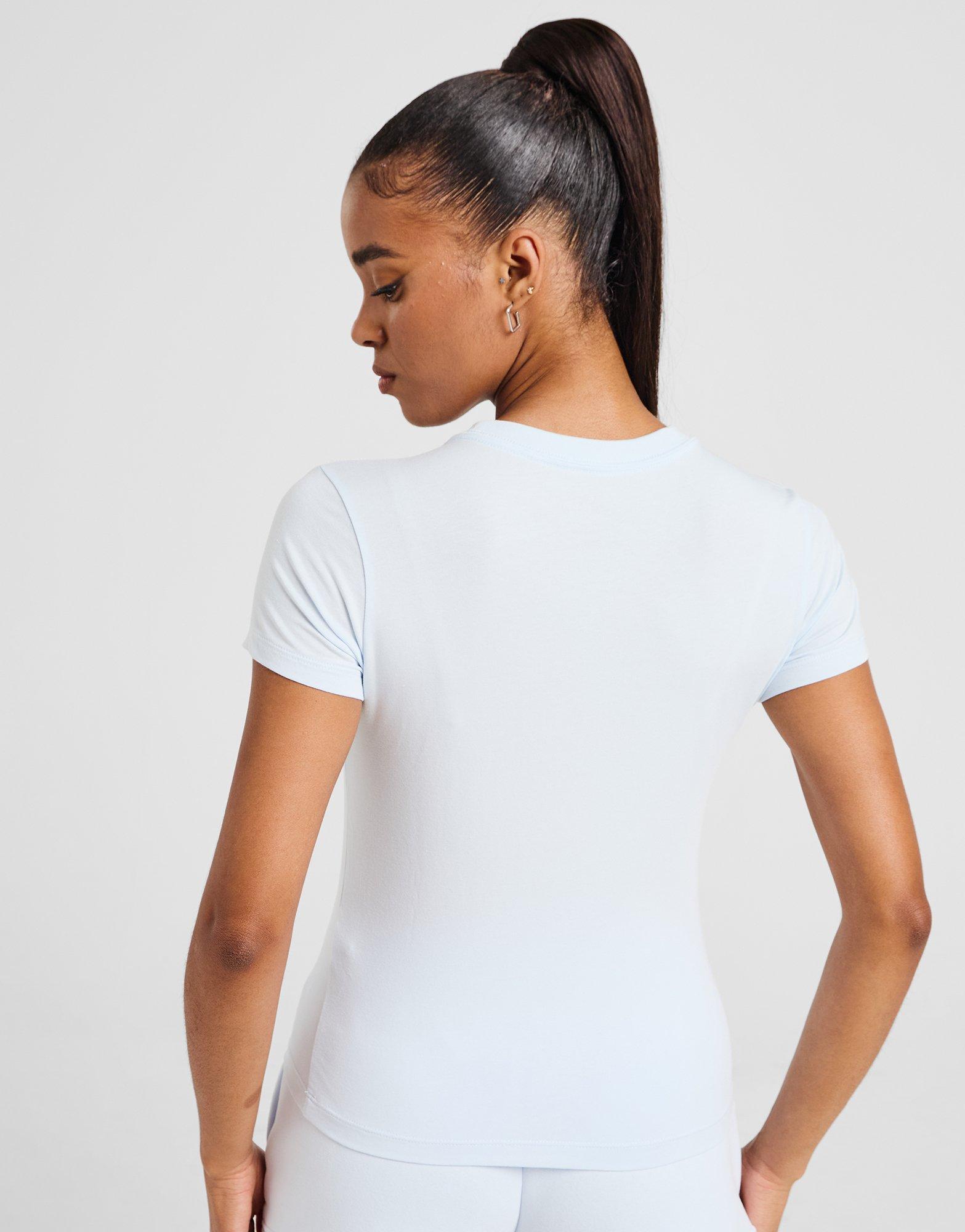 Nike Essential Sportswear Chill Knit T-Shirt