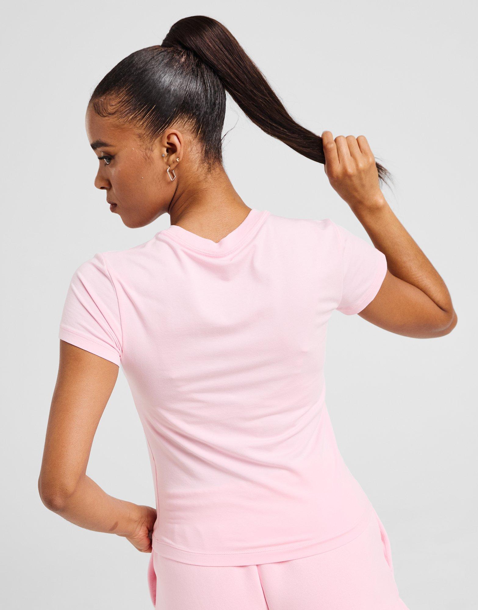 Nike Essential Sportswear Chill Knit T-Shirt