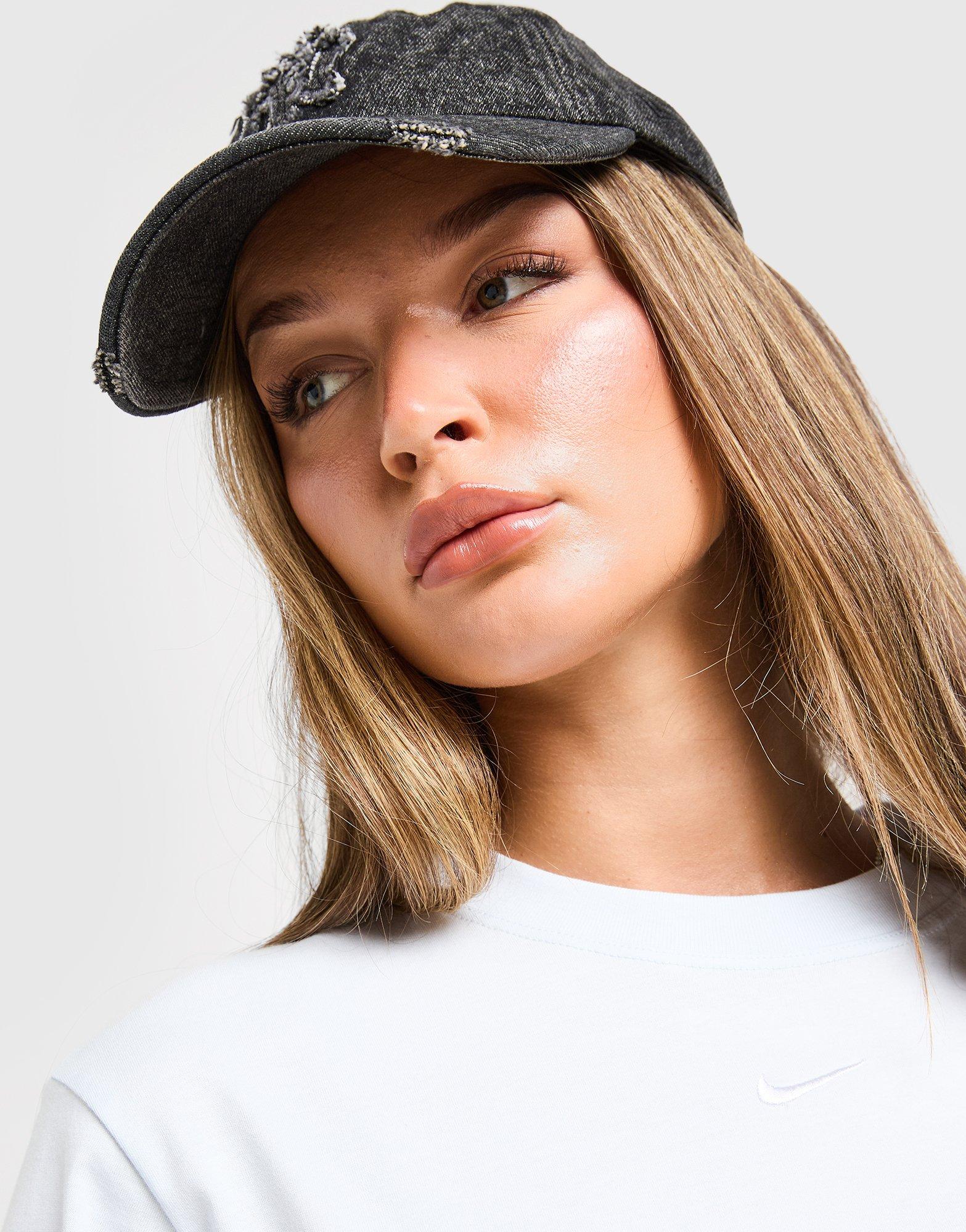 Nike Plus Size Sportswear Essential Boyfriend Maglia