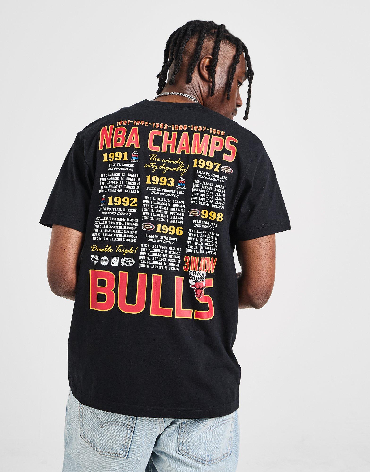 Black Mitchell & Ness NBA Chicago Bulls Champions T-Shirt - JD
