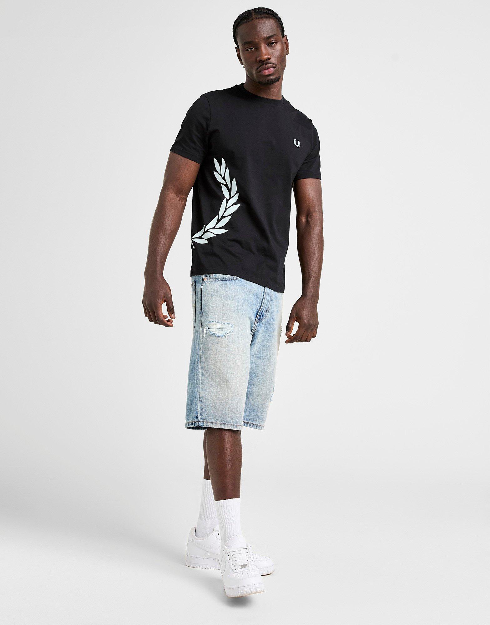 Fred Perry Oversized Laurel Wreath T-Shirt