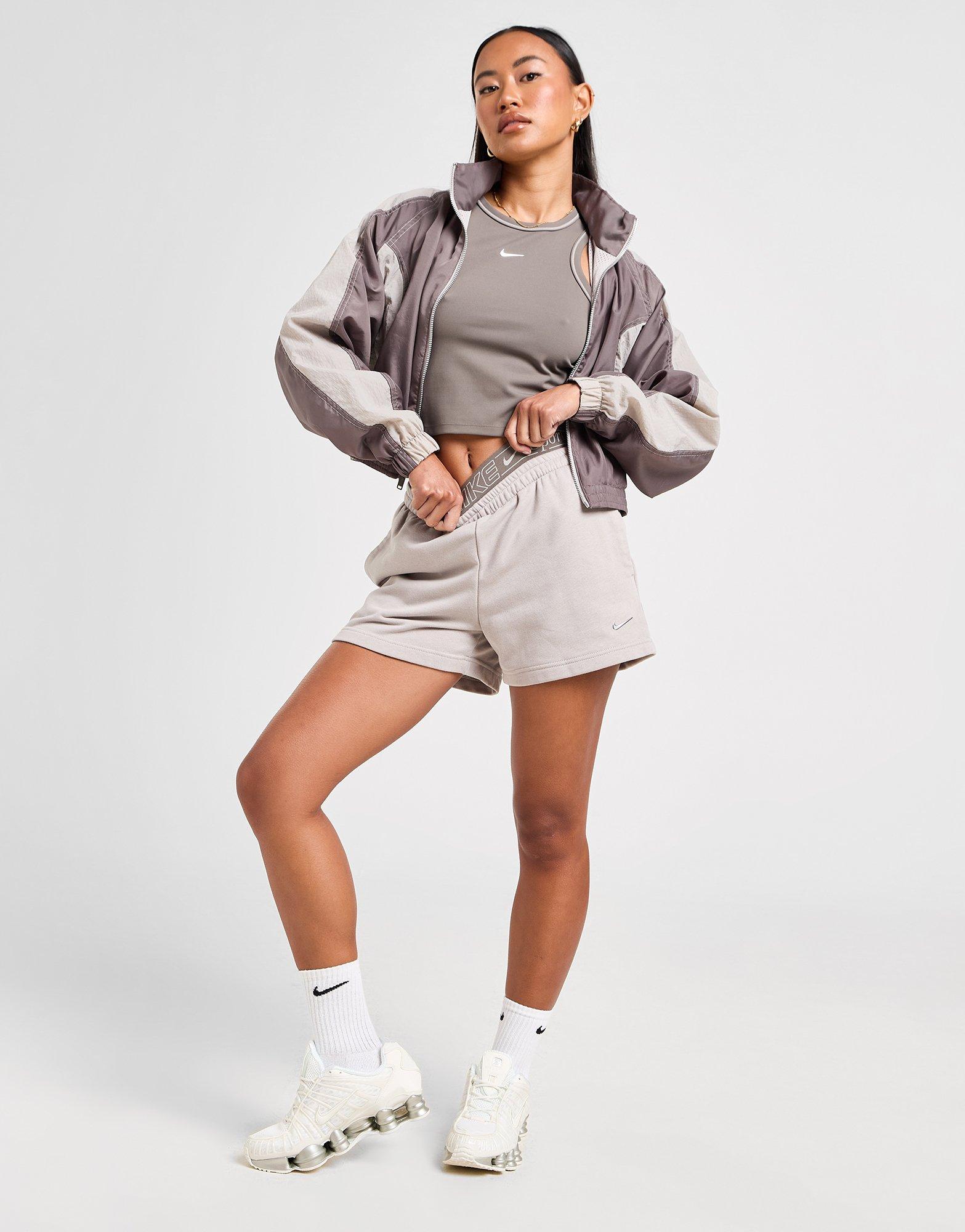 Nike Graphic Swoosh French Terry 4" Shorts