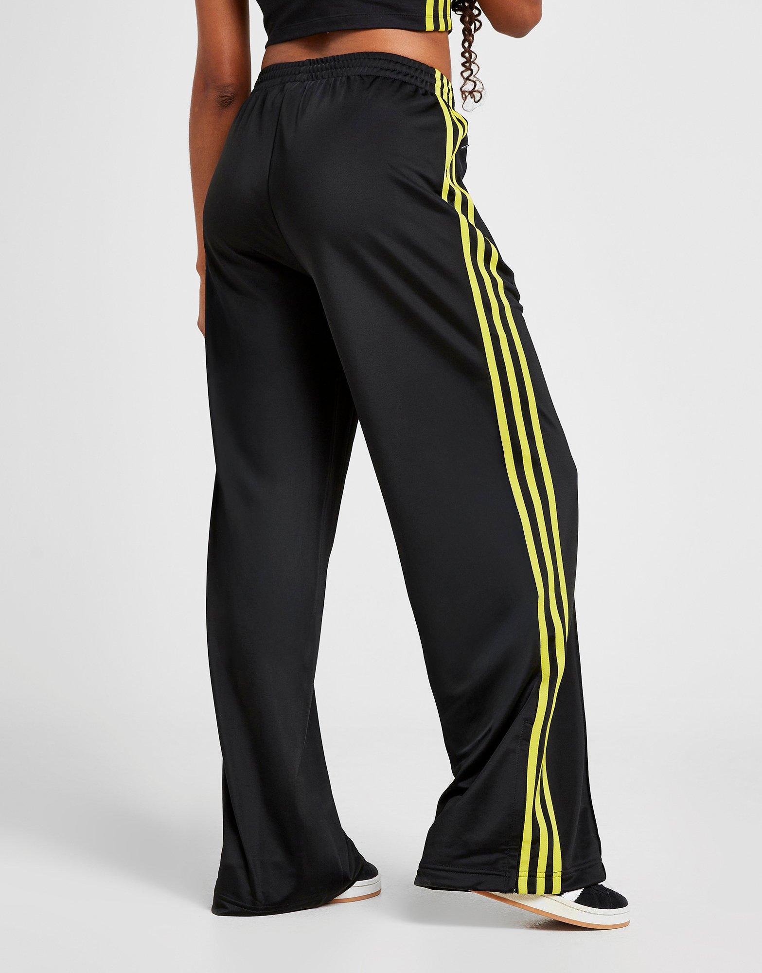 【関税込】adidas アディダス Oversized Firebird Track Pants Black adidas Originals Oversized Firebird Track Pants - JD