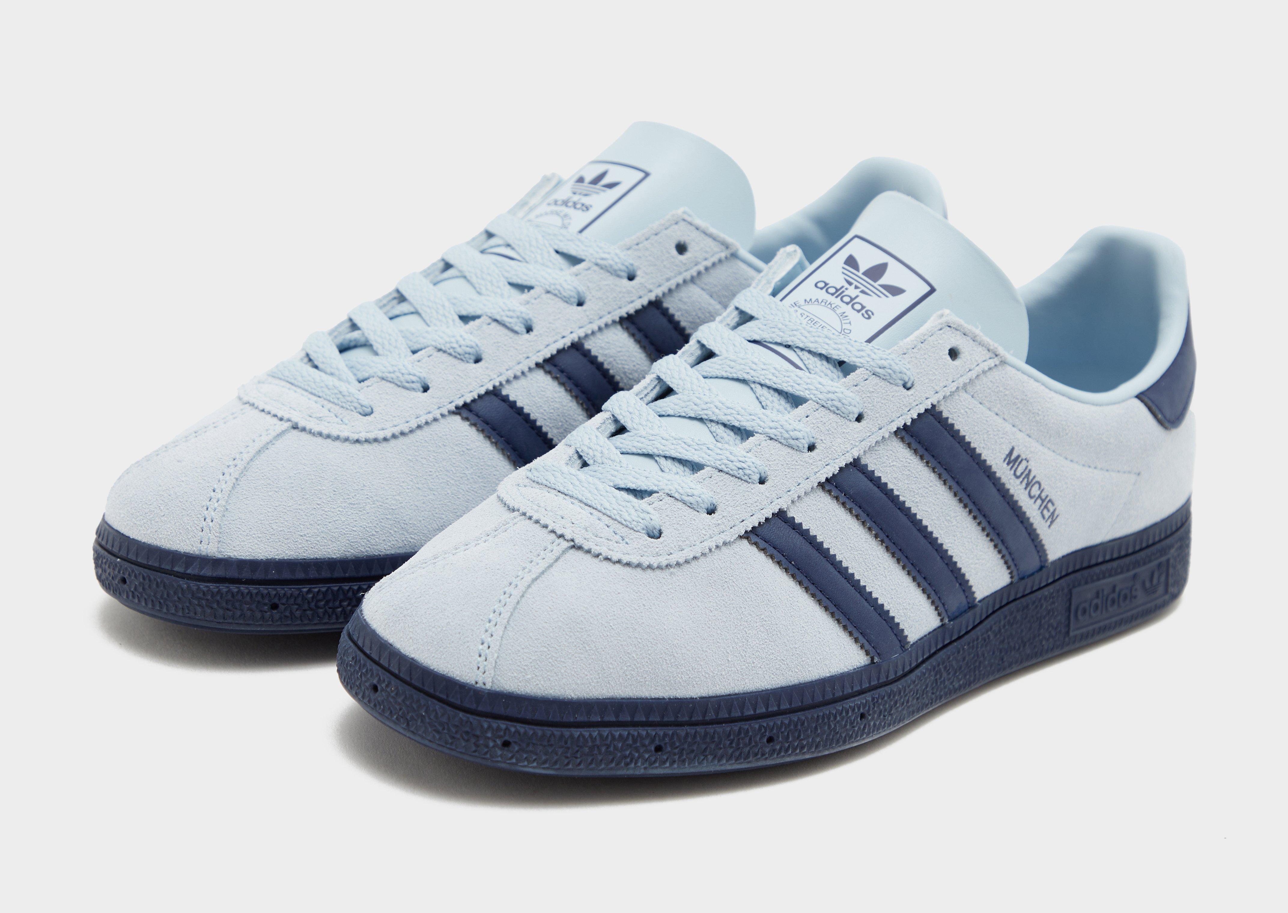 ADIDAS×JD Sports MUNCHEN ライトブルー ネイビー27.5 m69209440901_1.jpg?1753673787