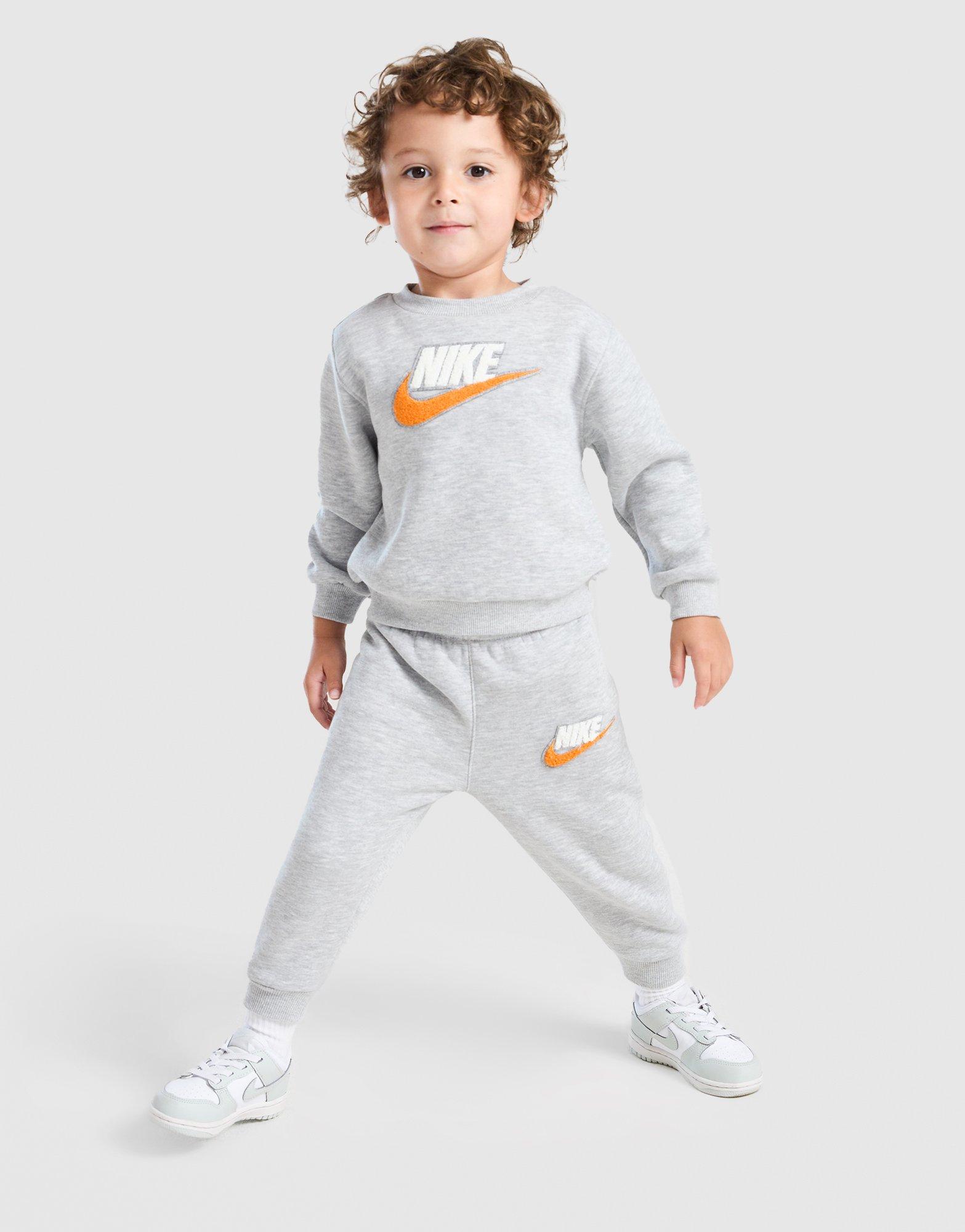 Nike Club Chenille Completo Crew Neonato