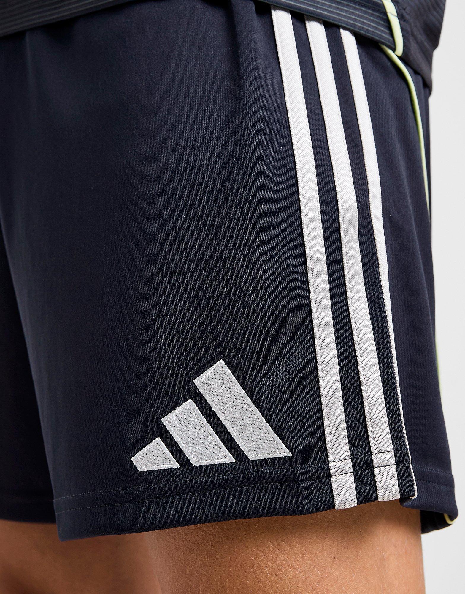 adidas Real Madrid 2025/26 Away Shorts