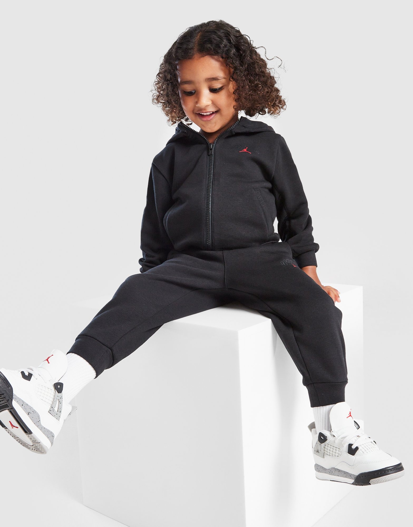 Jordan Ripstop Full Zip Arch Logo Tracksuit Infant Schwarz - JD Sports ...