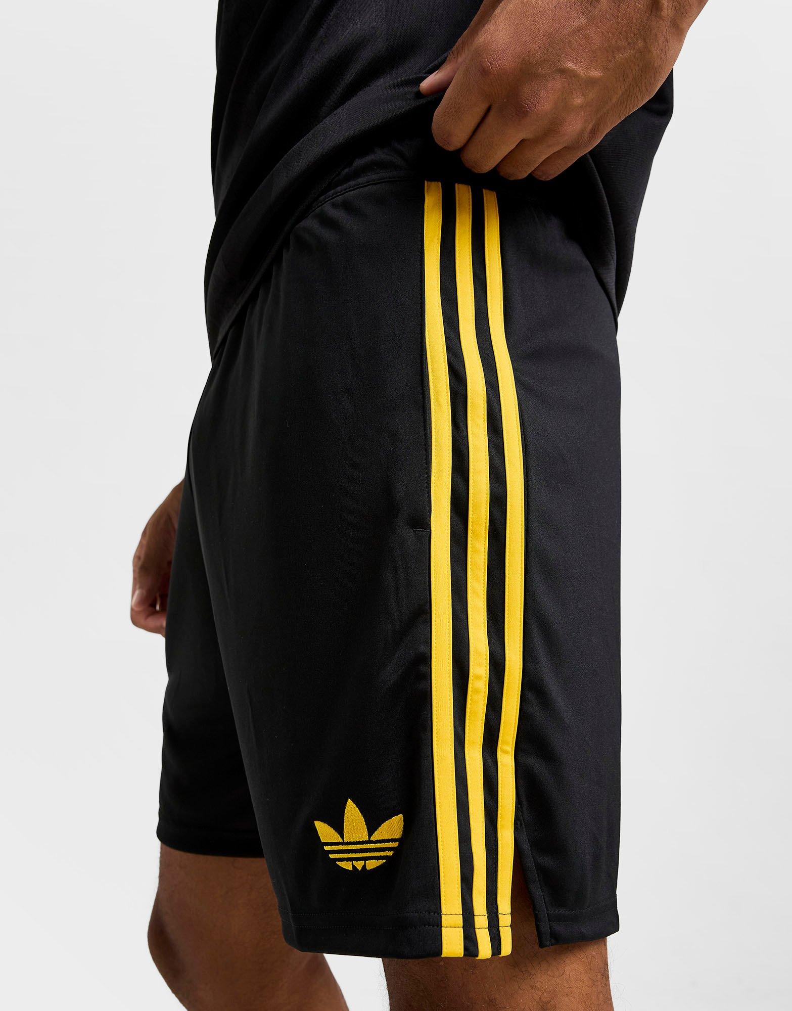 adidas Originals Manchester United FC 2025/26 Third Shorts