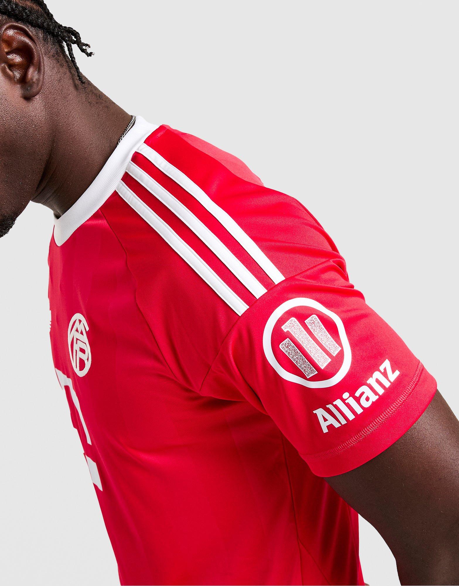 adidas Originals FC Bayern Munich 2025/26 Goalkeeper Shirt