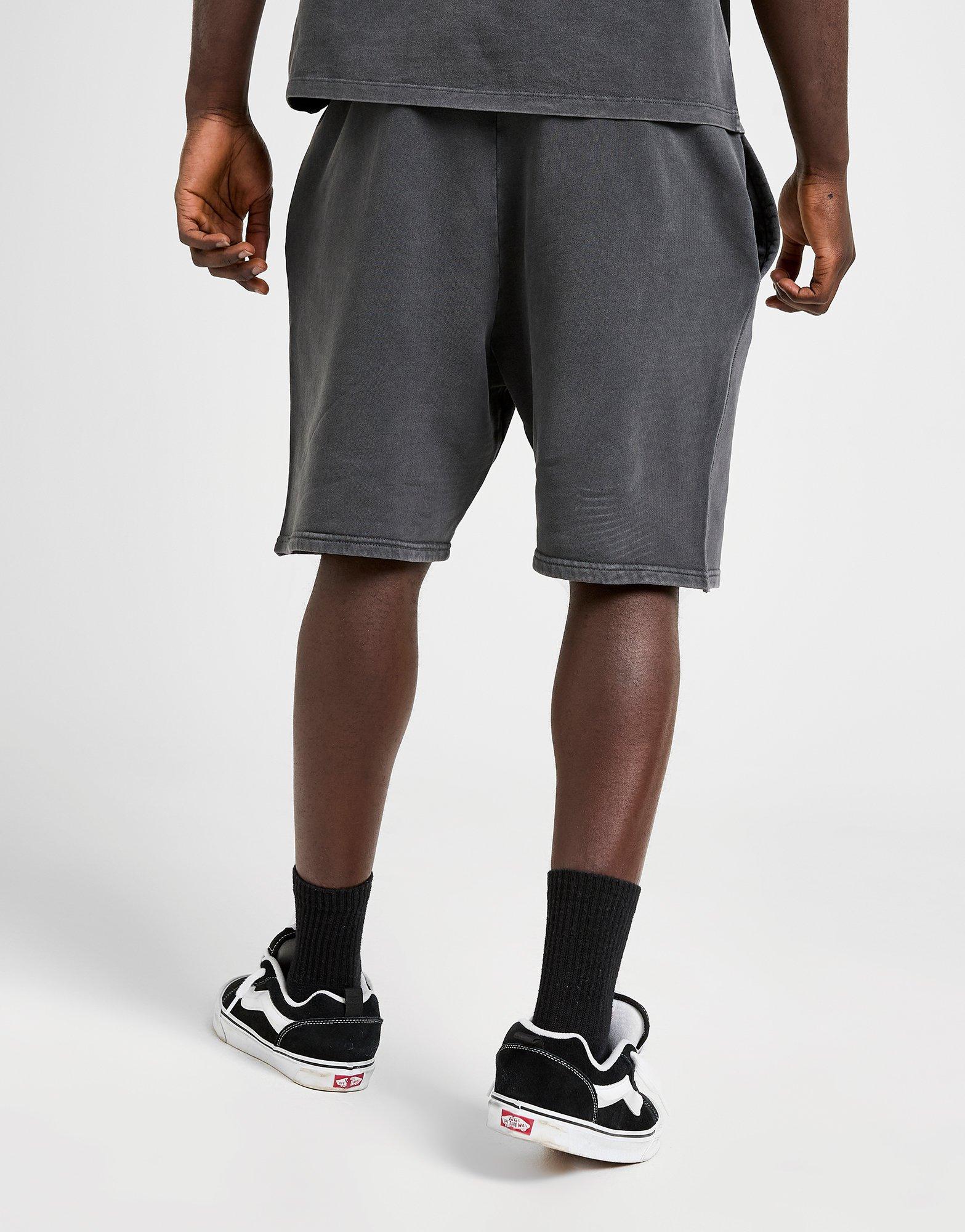 Supply & Demand Short Chrome Star