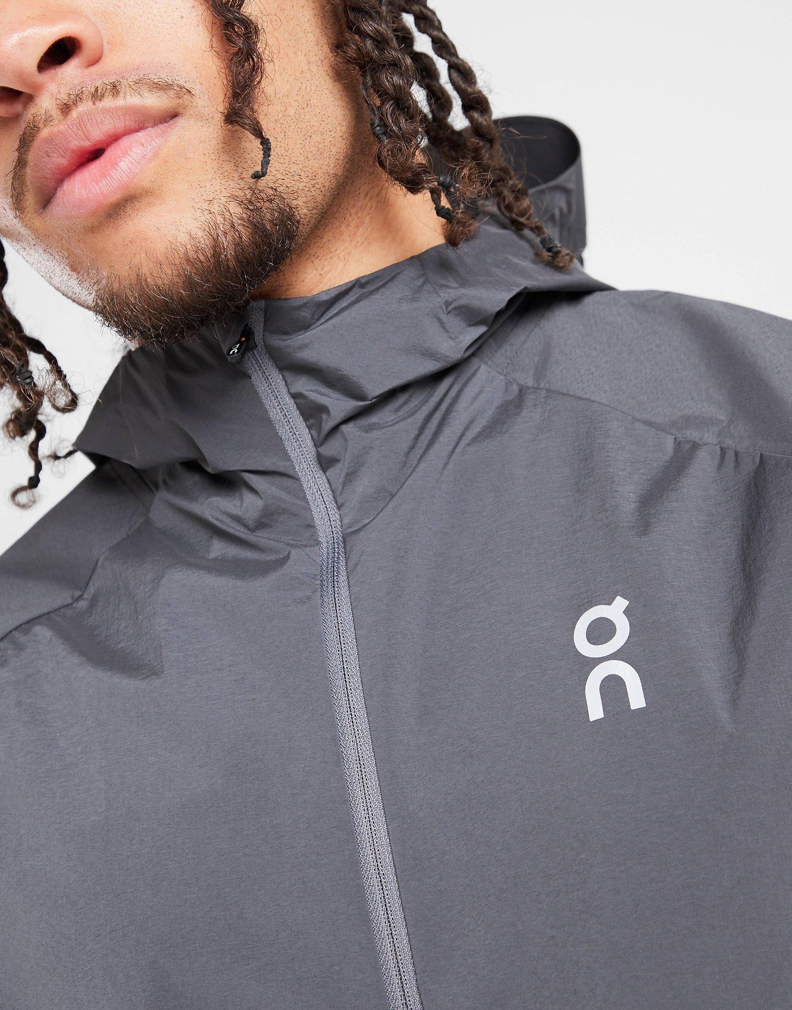 On Running Core Hooded Woven Jacket