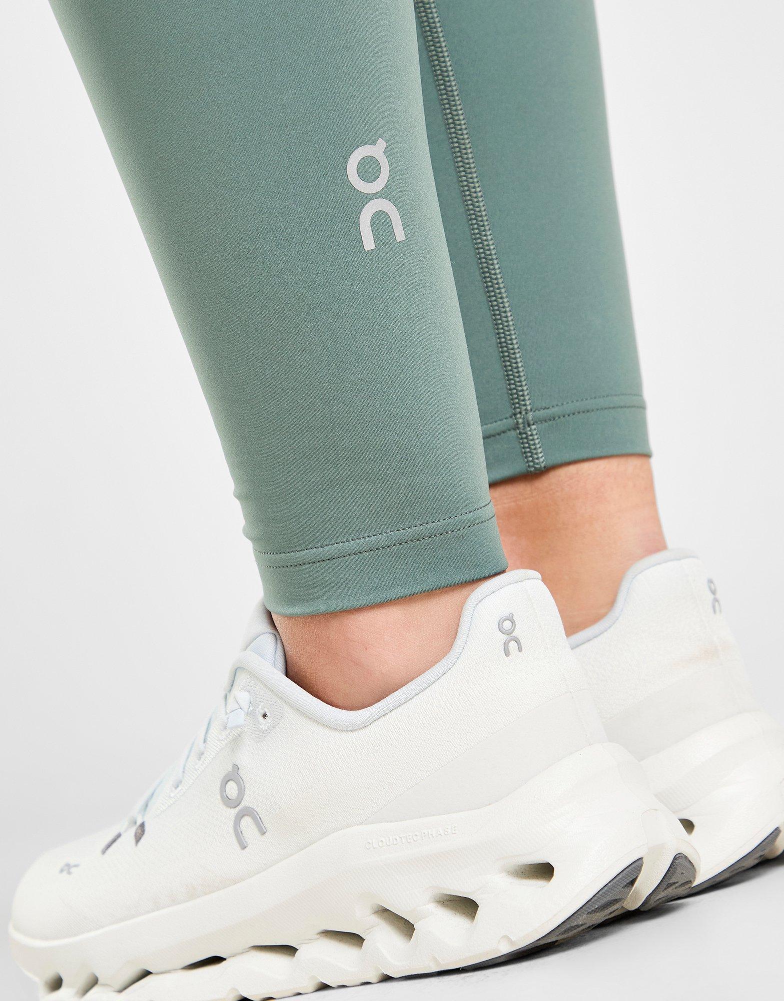 On Running Tech Overhead Hoodie