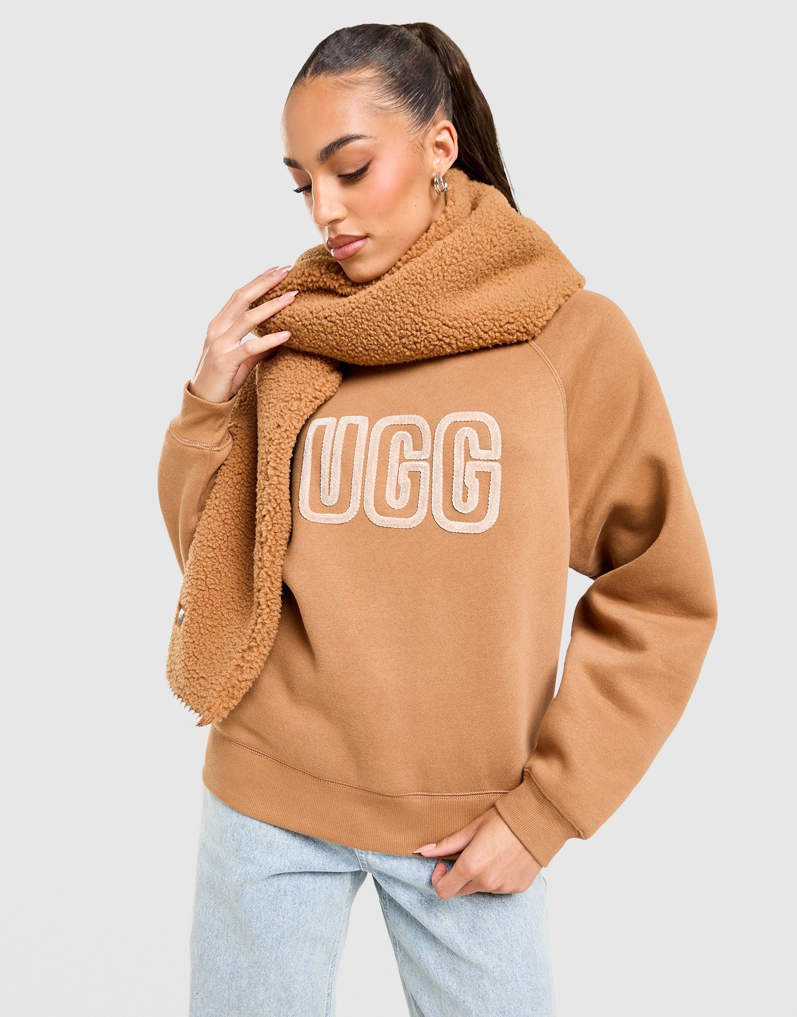 UGG パーカースウェット ブラウン M Brown UGG Cosy Logo Crew Sweatshirt - JD Sports Global