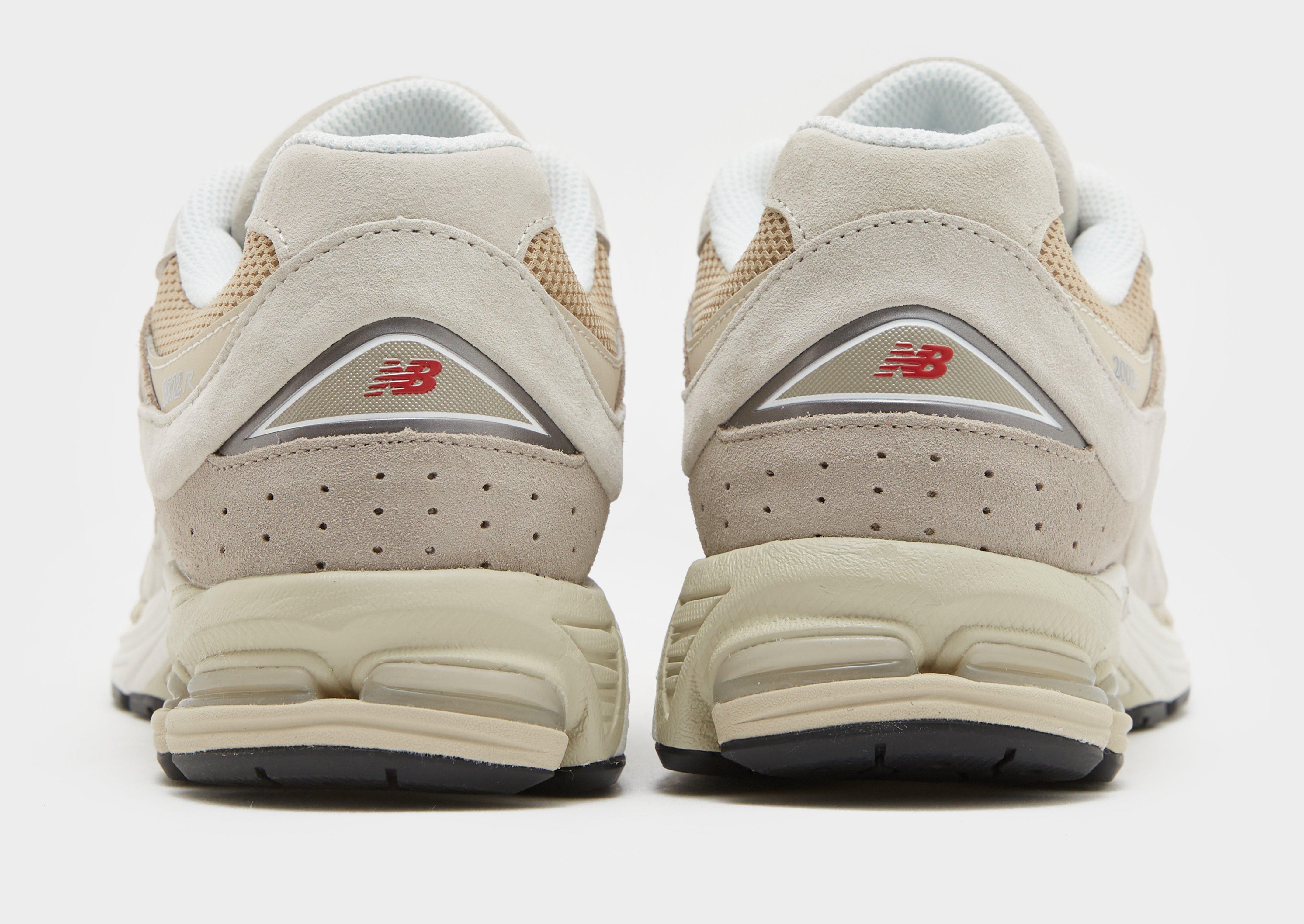 New Balance 2002R