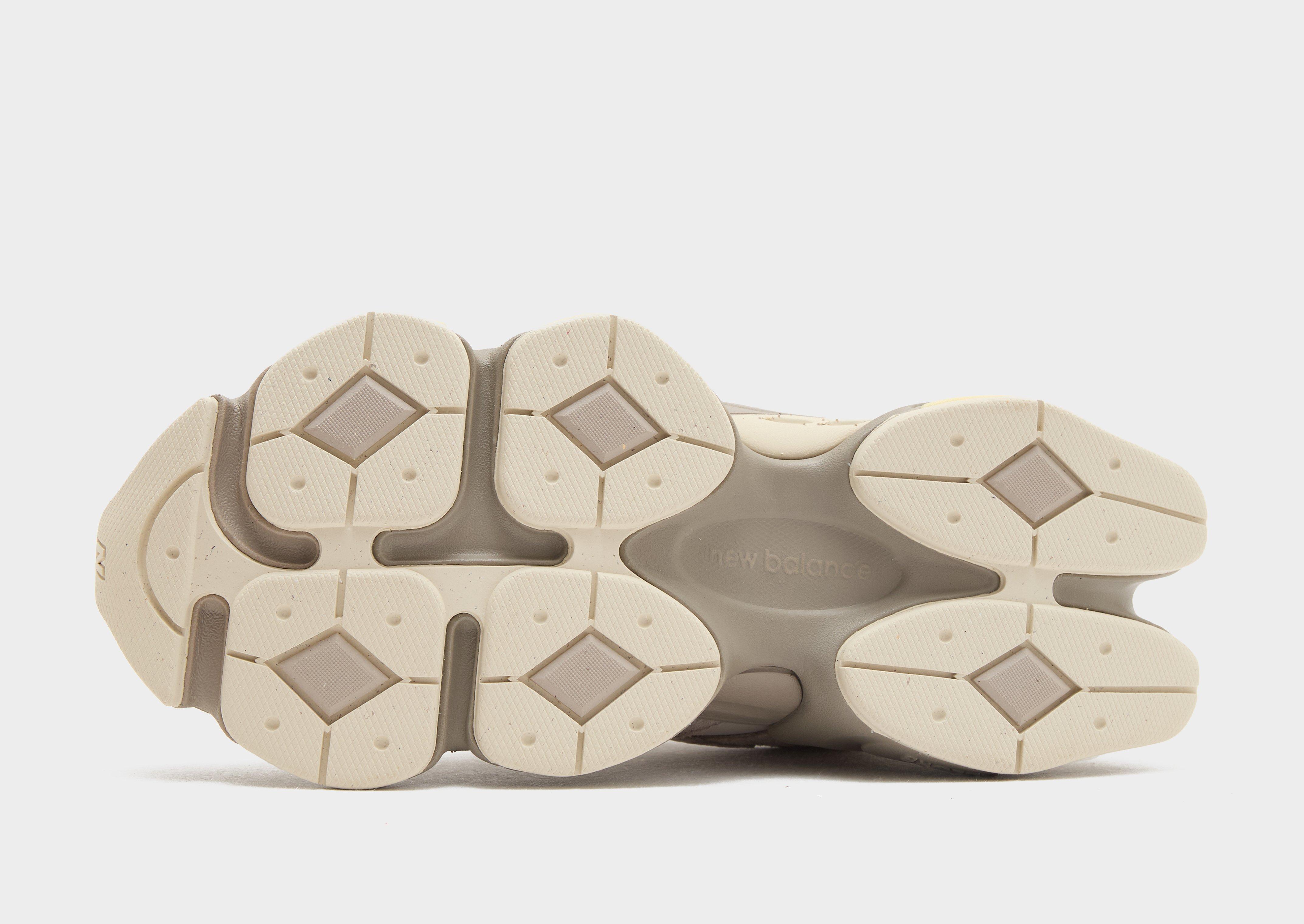 New Balance 9060 Naiset