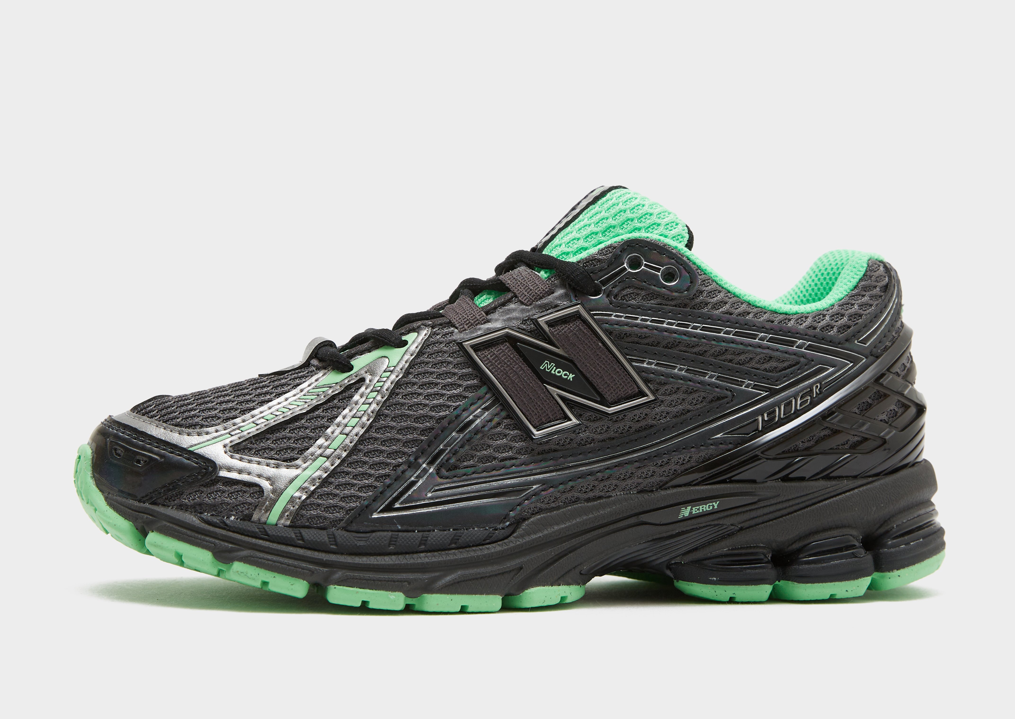 size? × New Balance 1906R \"Green Black\" New Balance 1906R x Size? Mint Green Black | m1906rsb | Laced