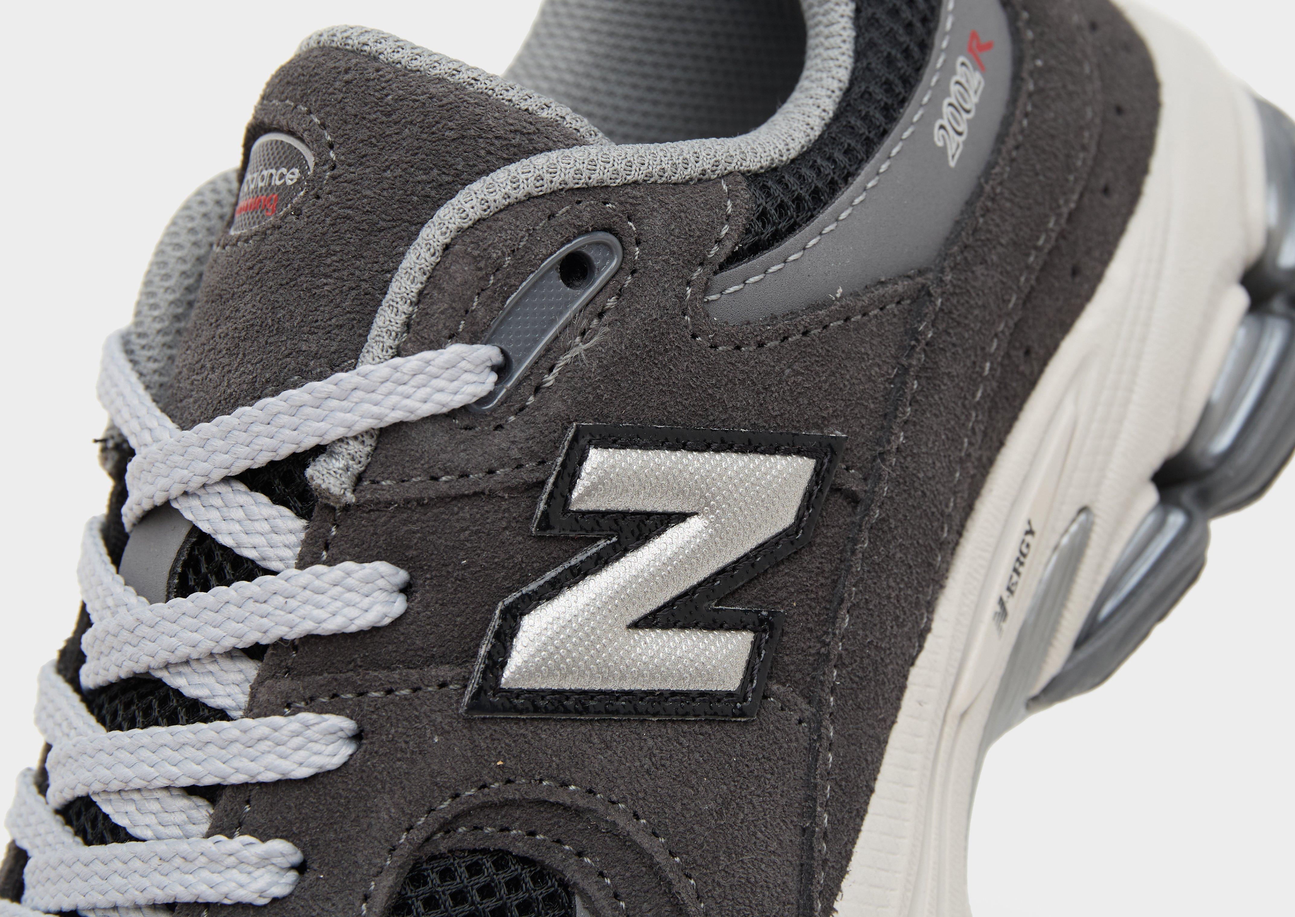 New Balance 2002R Junior's