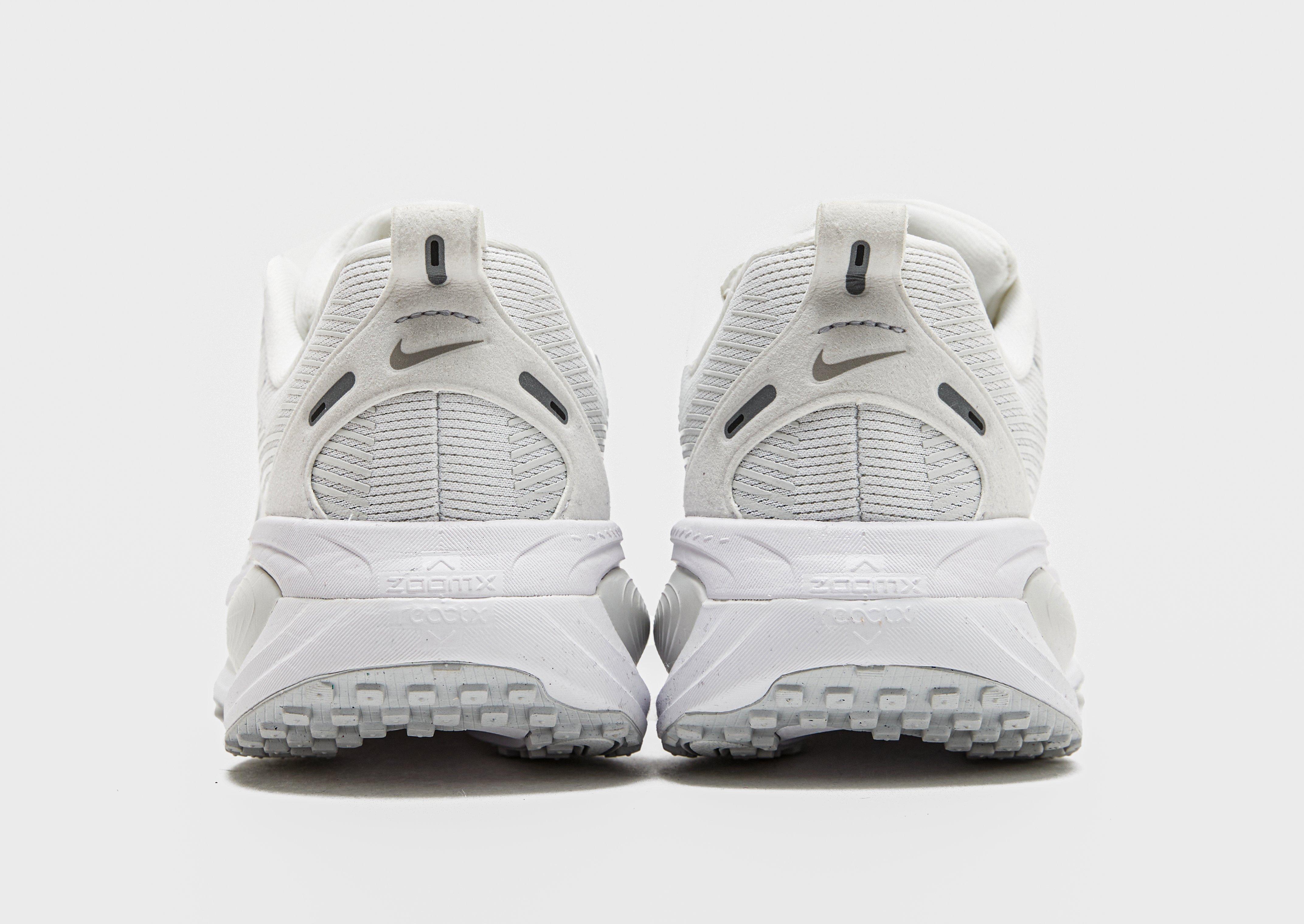 Nike Vomero 18 Women's