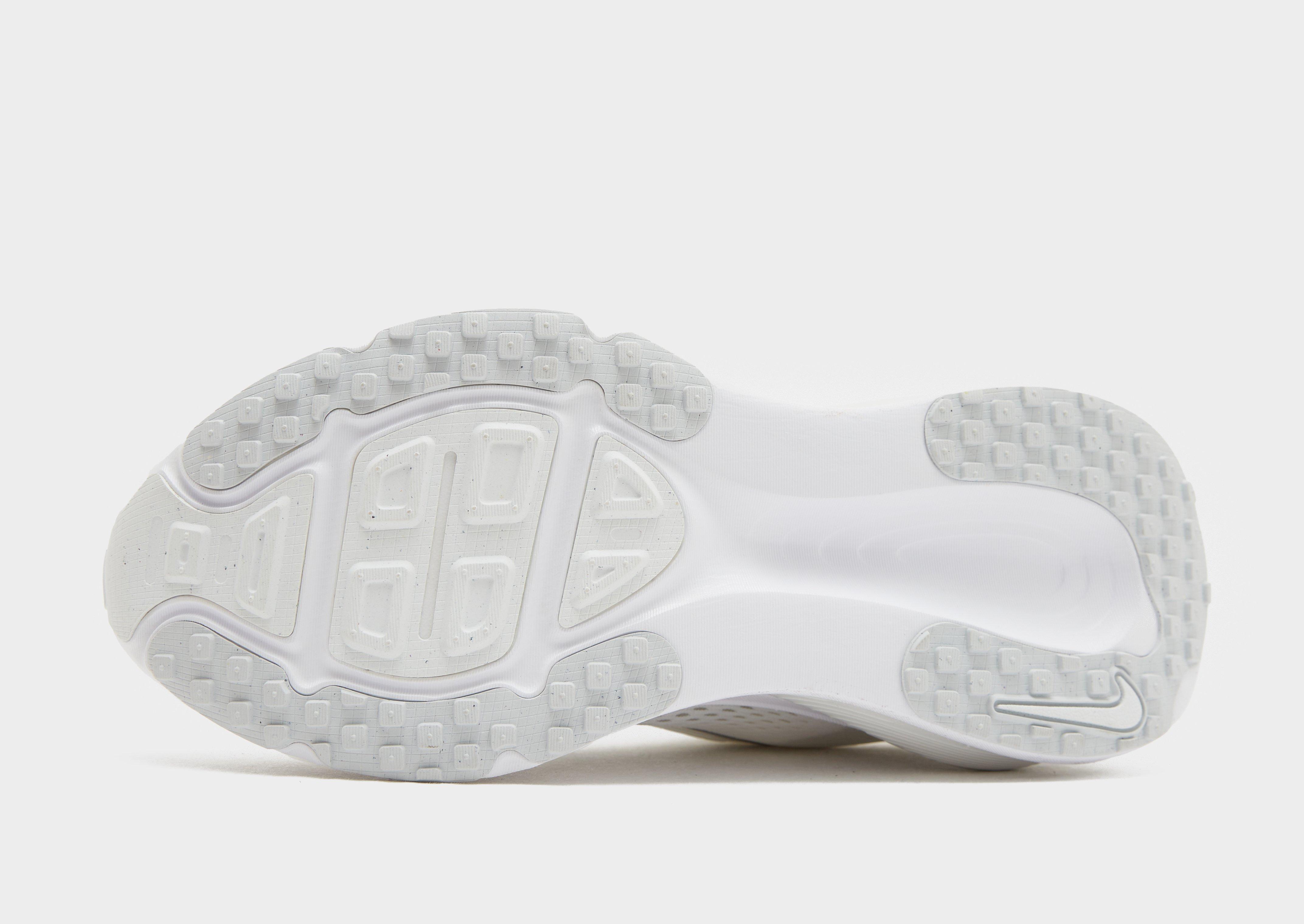 Nike Vomero 18 Women's