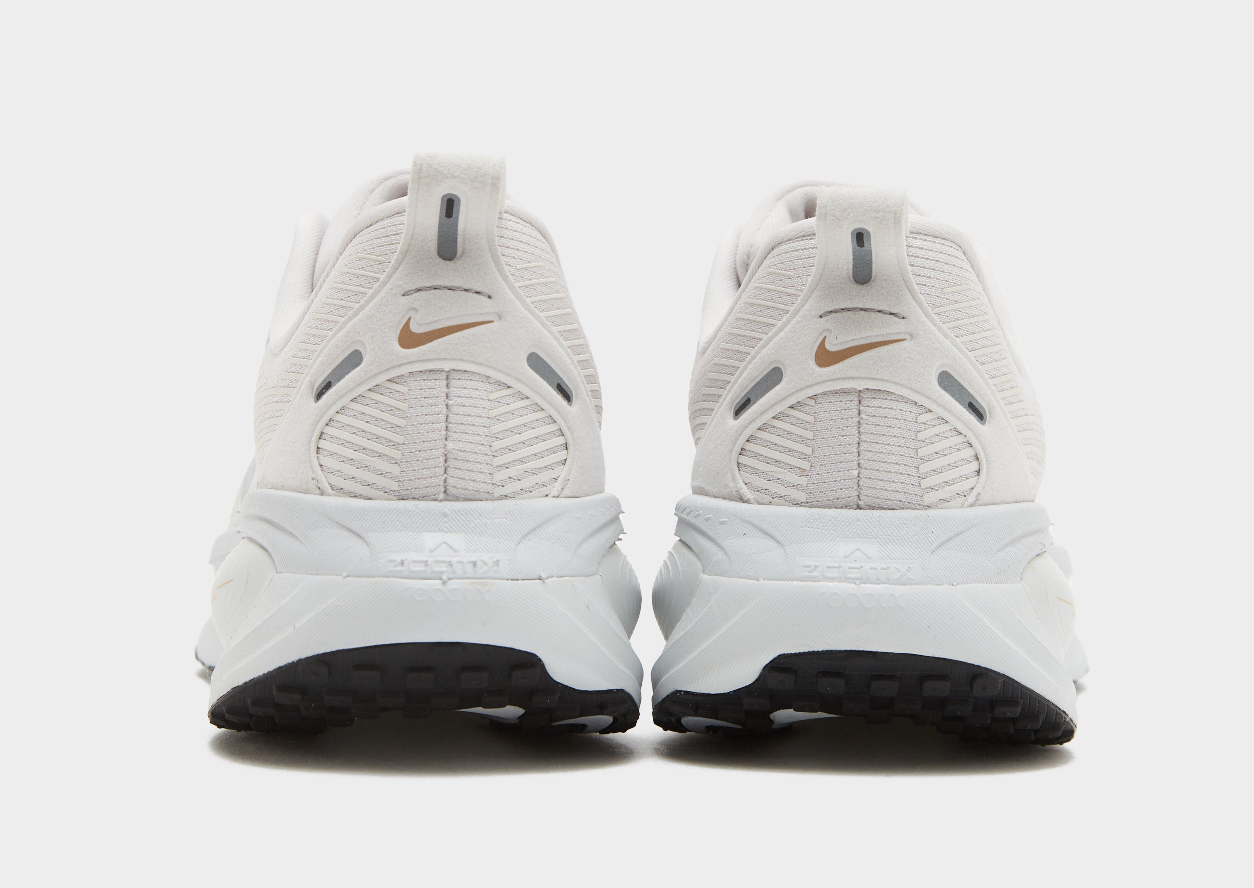 Nike Vomero 18 Women's