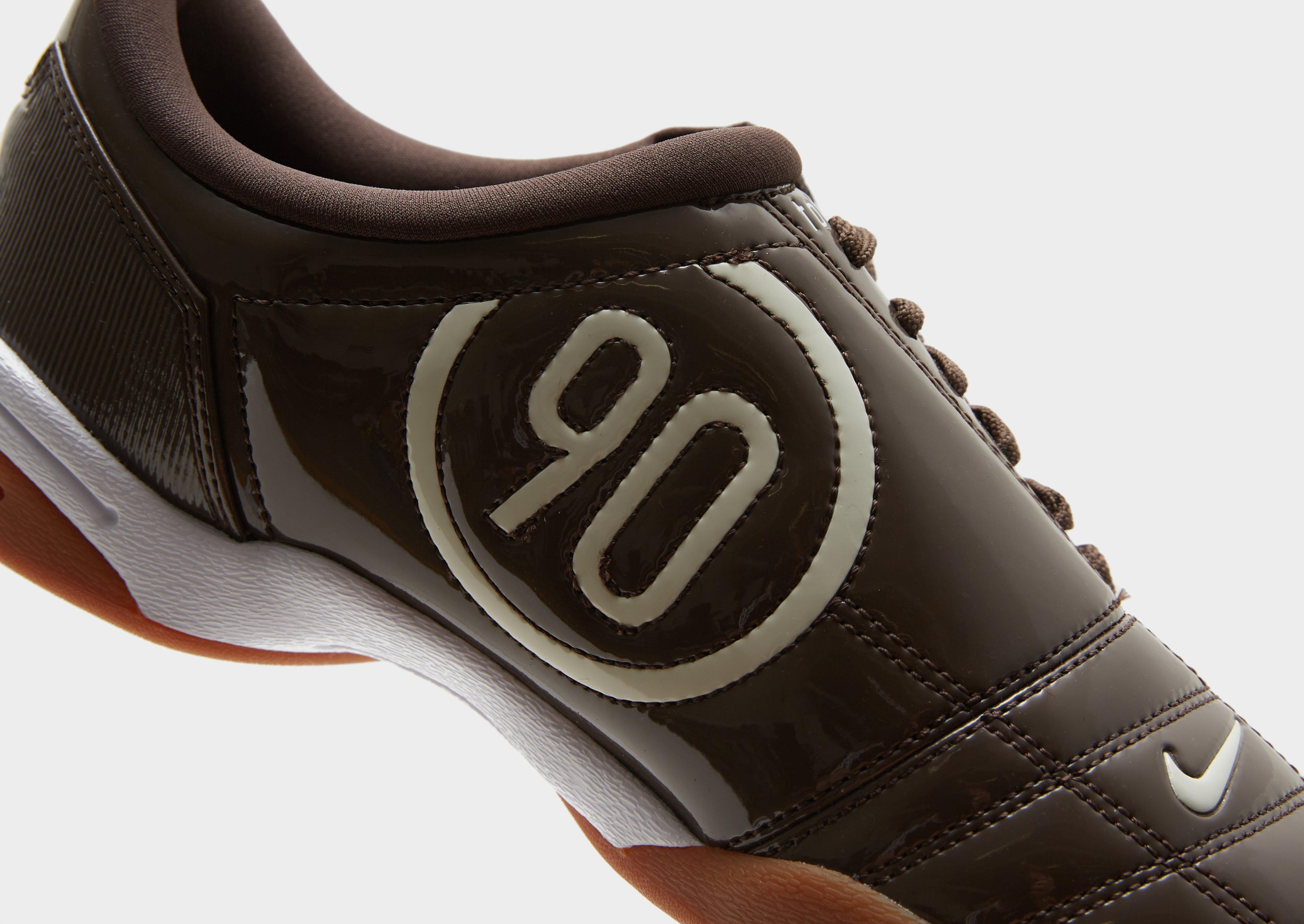 Nike Total 90 Women's