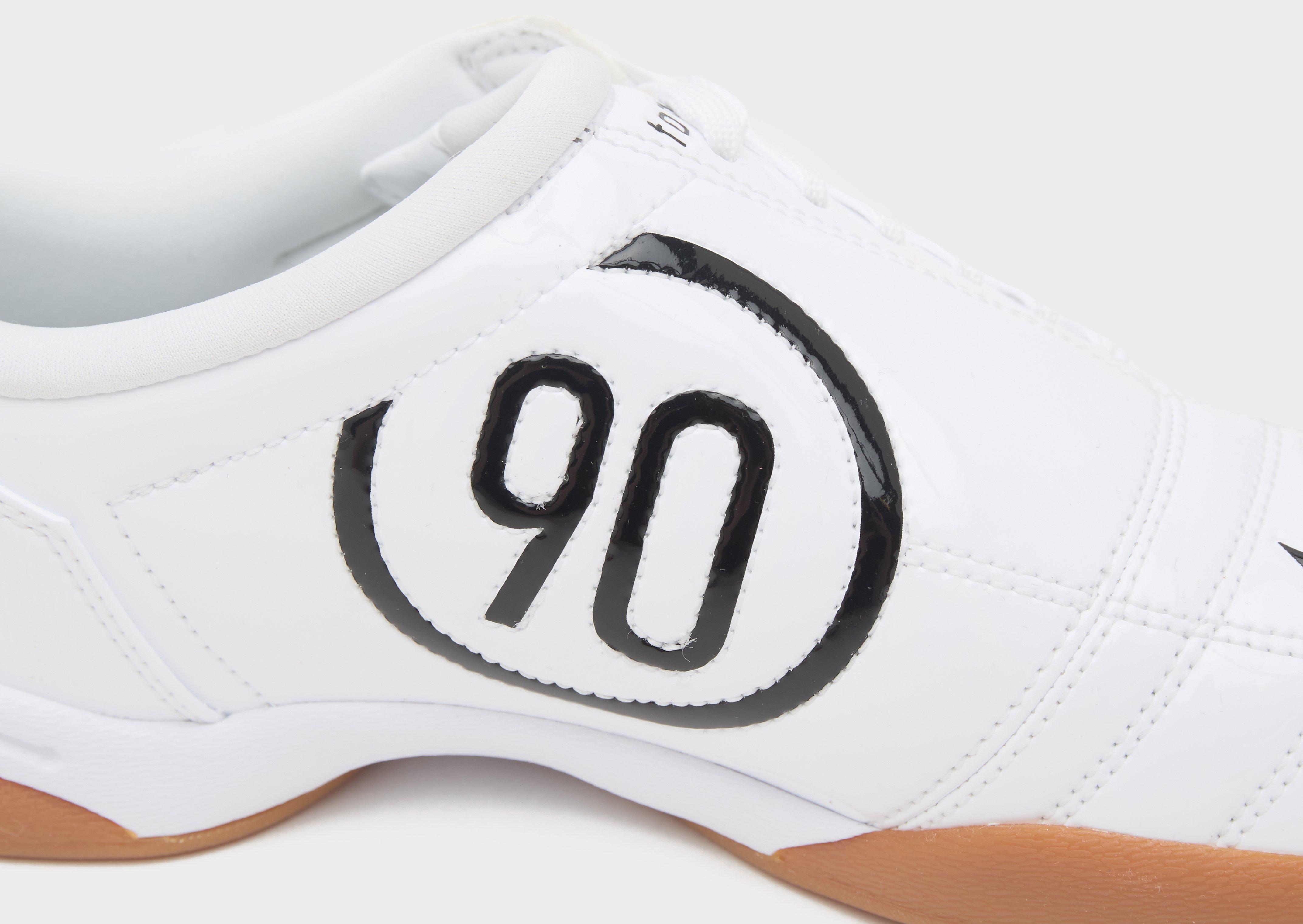 Nike Total 90 Women's