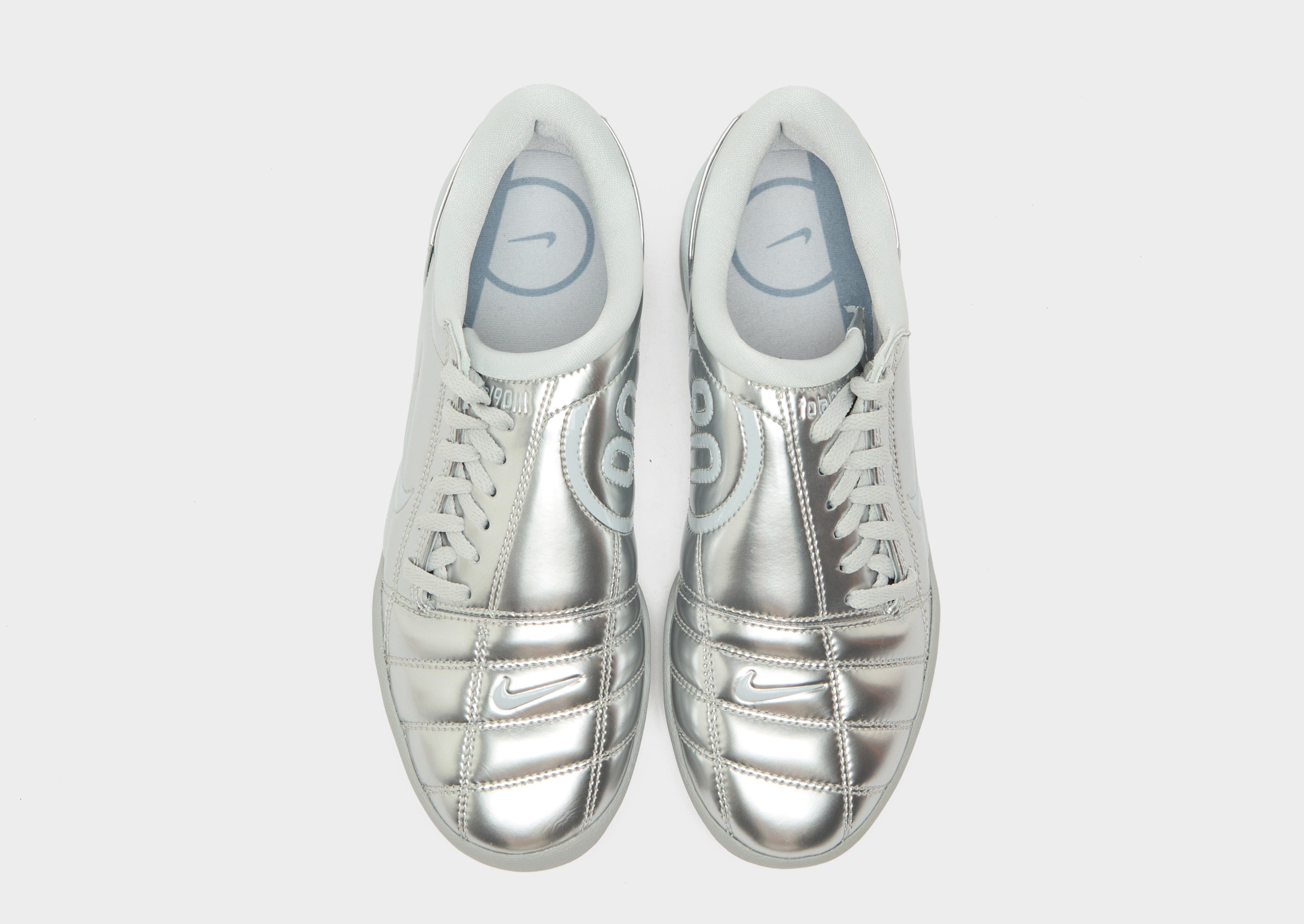 Nike Total 90 Women's