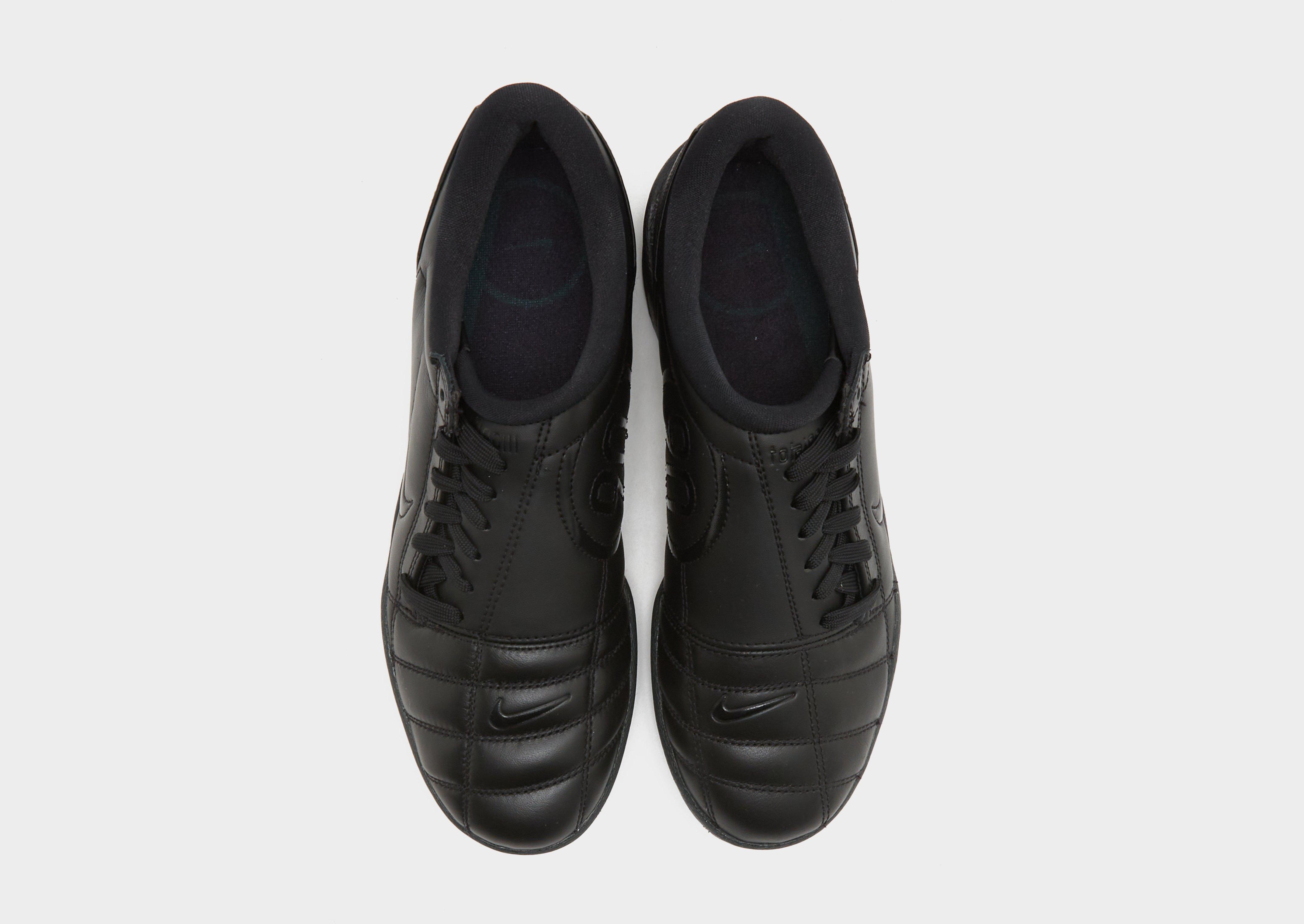 Nike Total 90 Women's