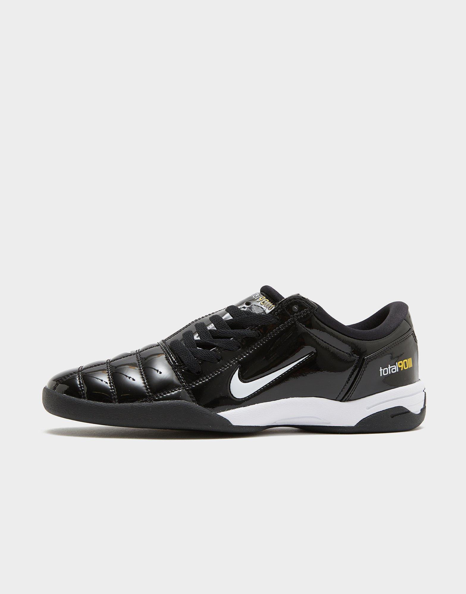 Nike Total 90