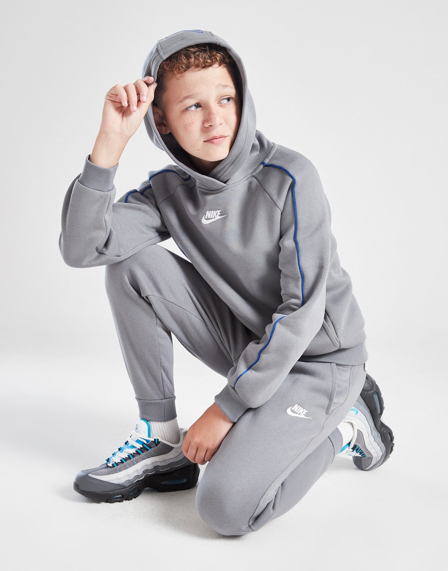Nike Club Hooded Trainingsanzug Kinder Grau JD Sports Deutschland