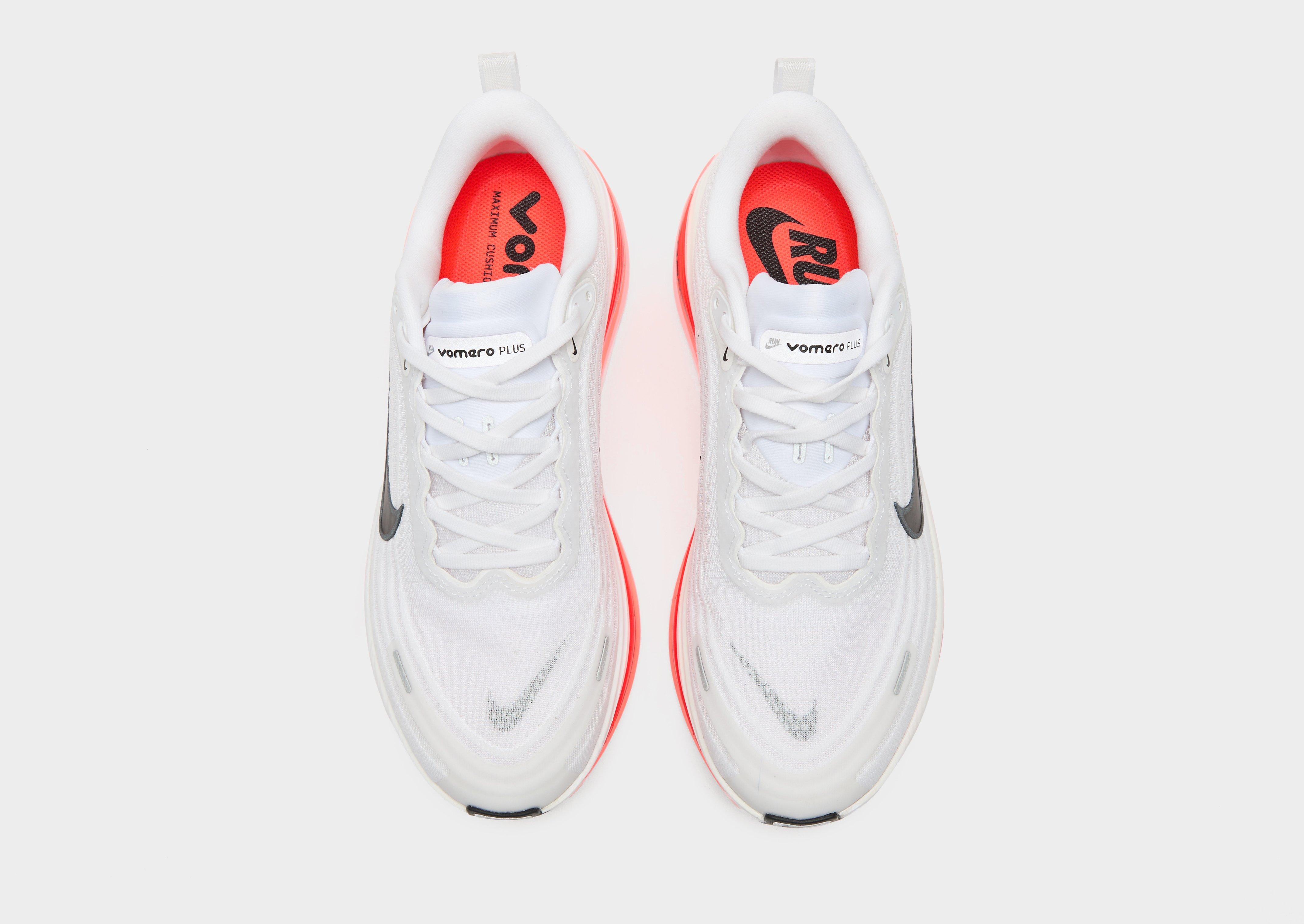 Nike Vomero Plus