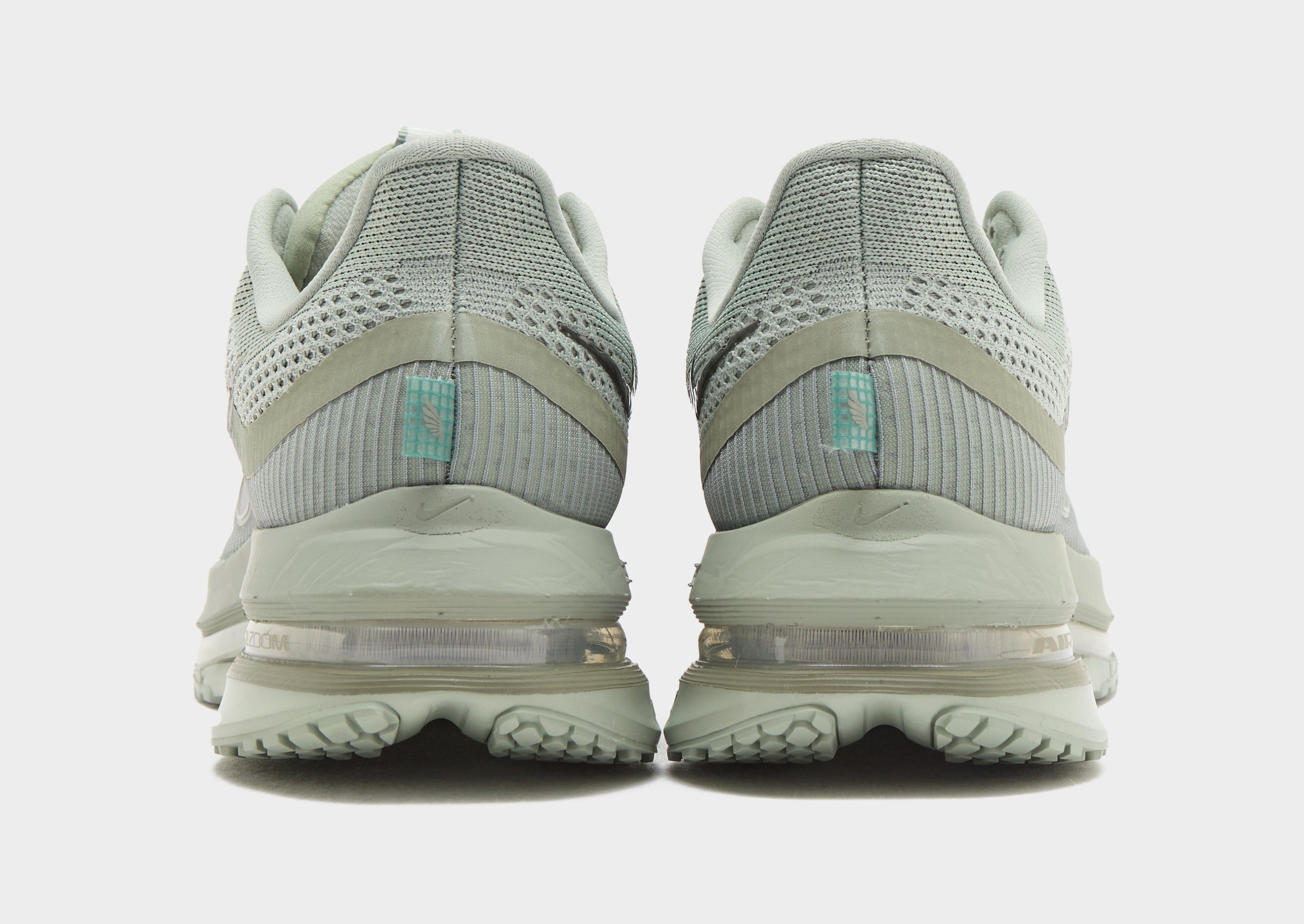 Nike Pegasus Premium