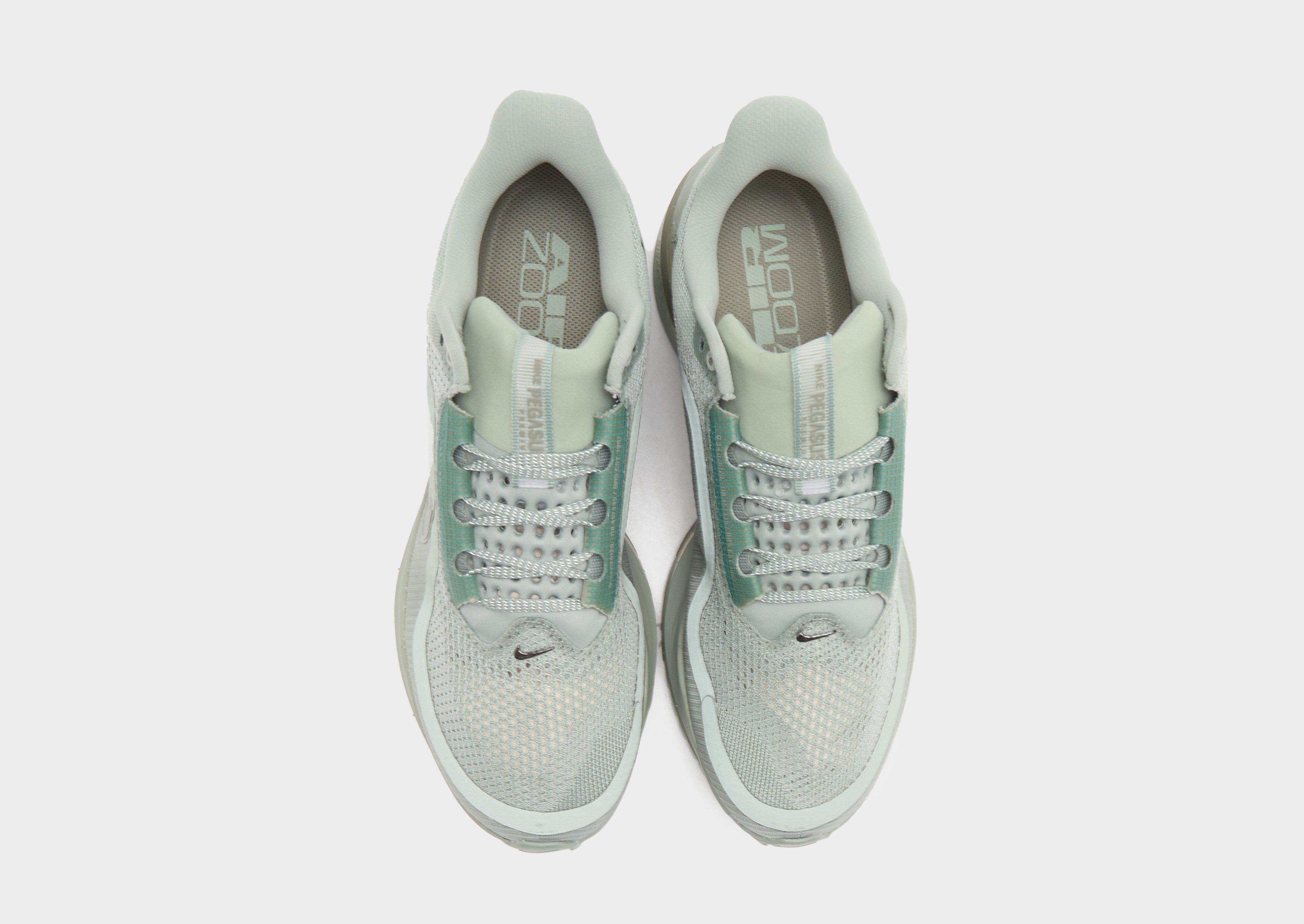 Nike Pegasus Premium