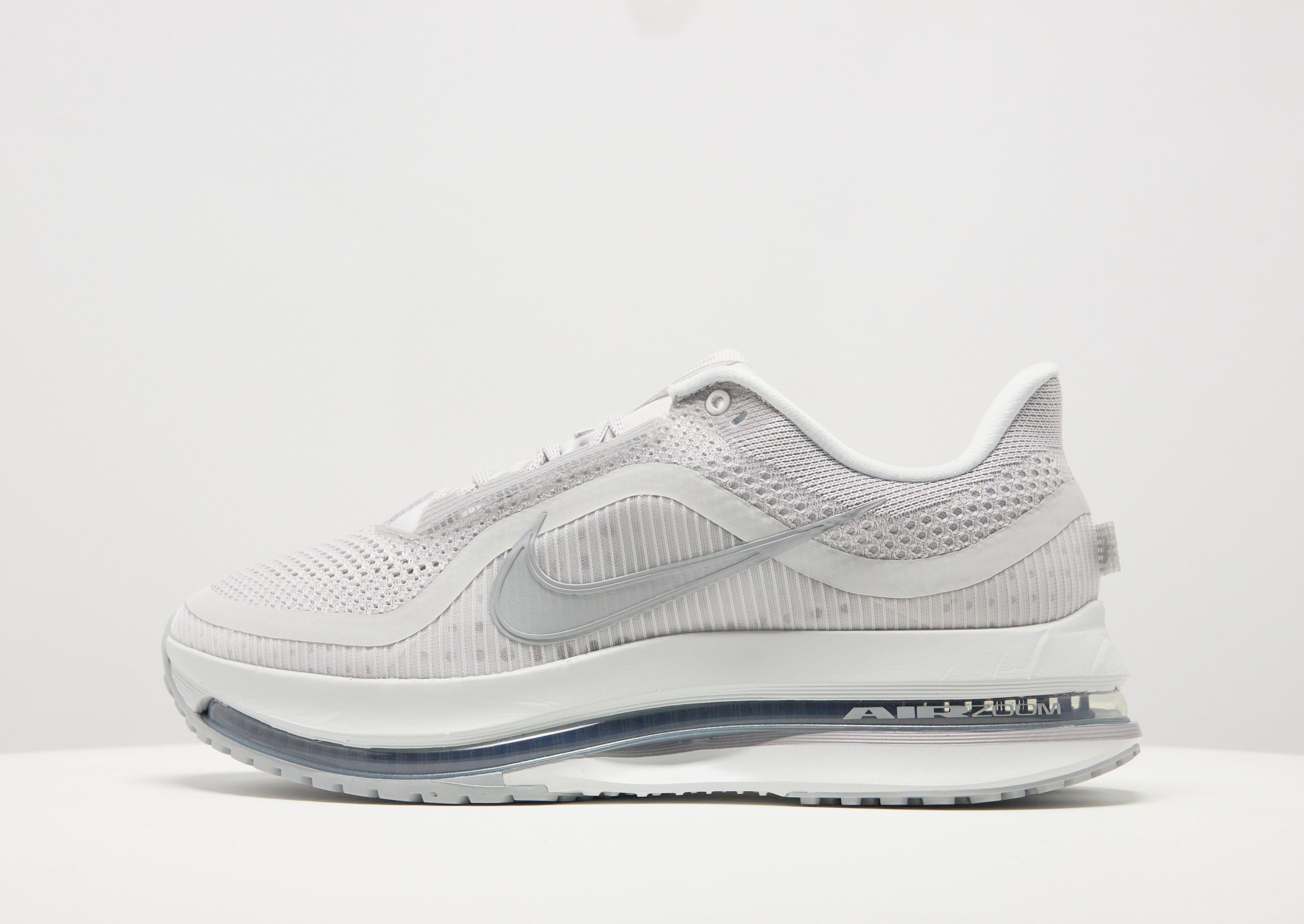 Nike Pegasus Premium