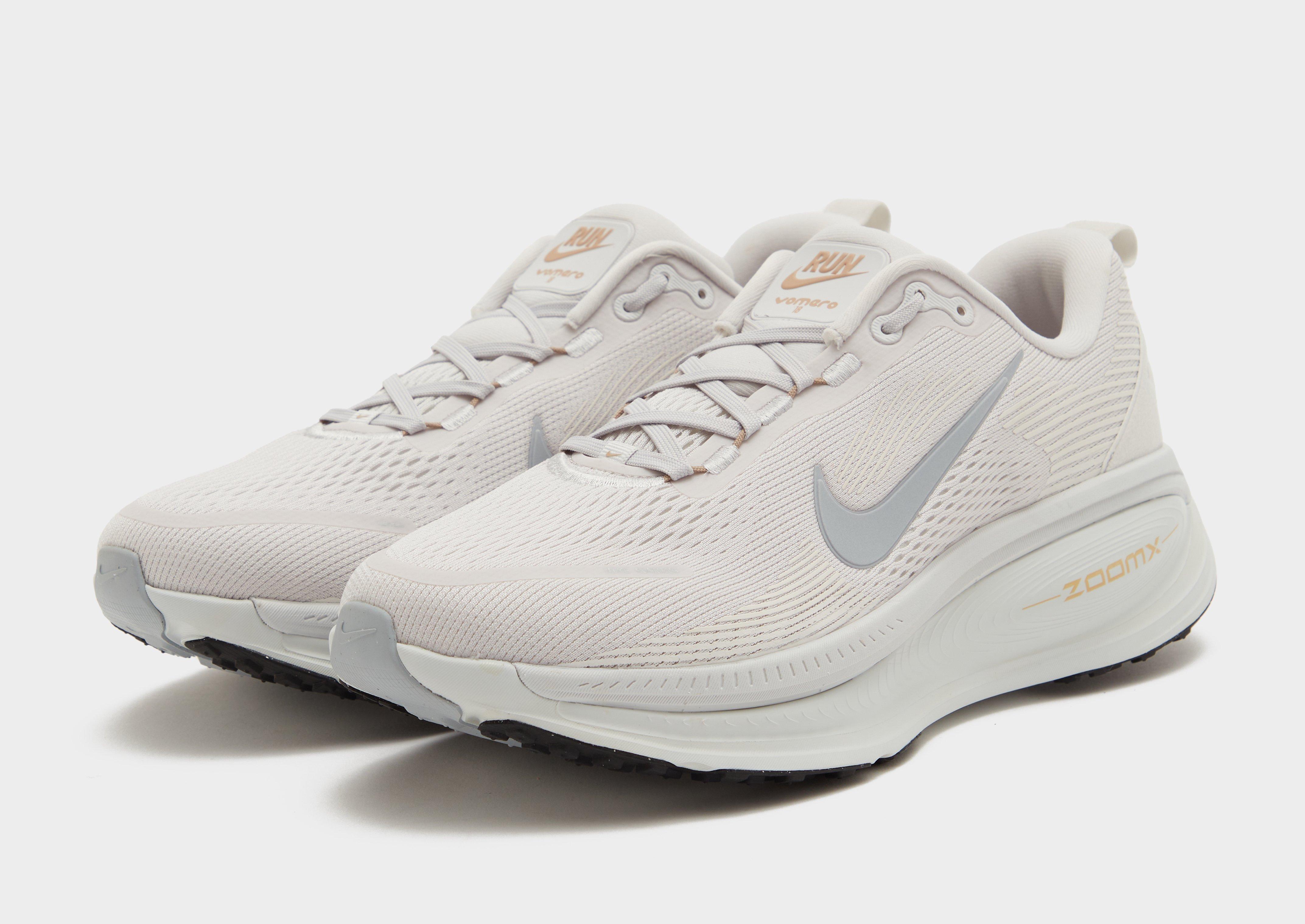 Nike Vomero 18 Miehet