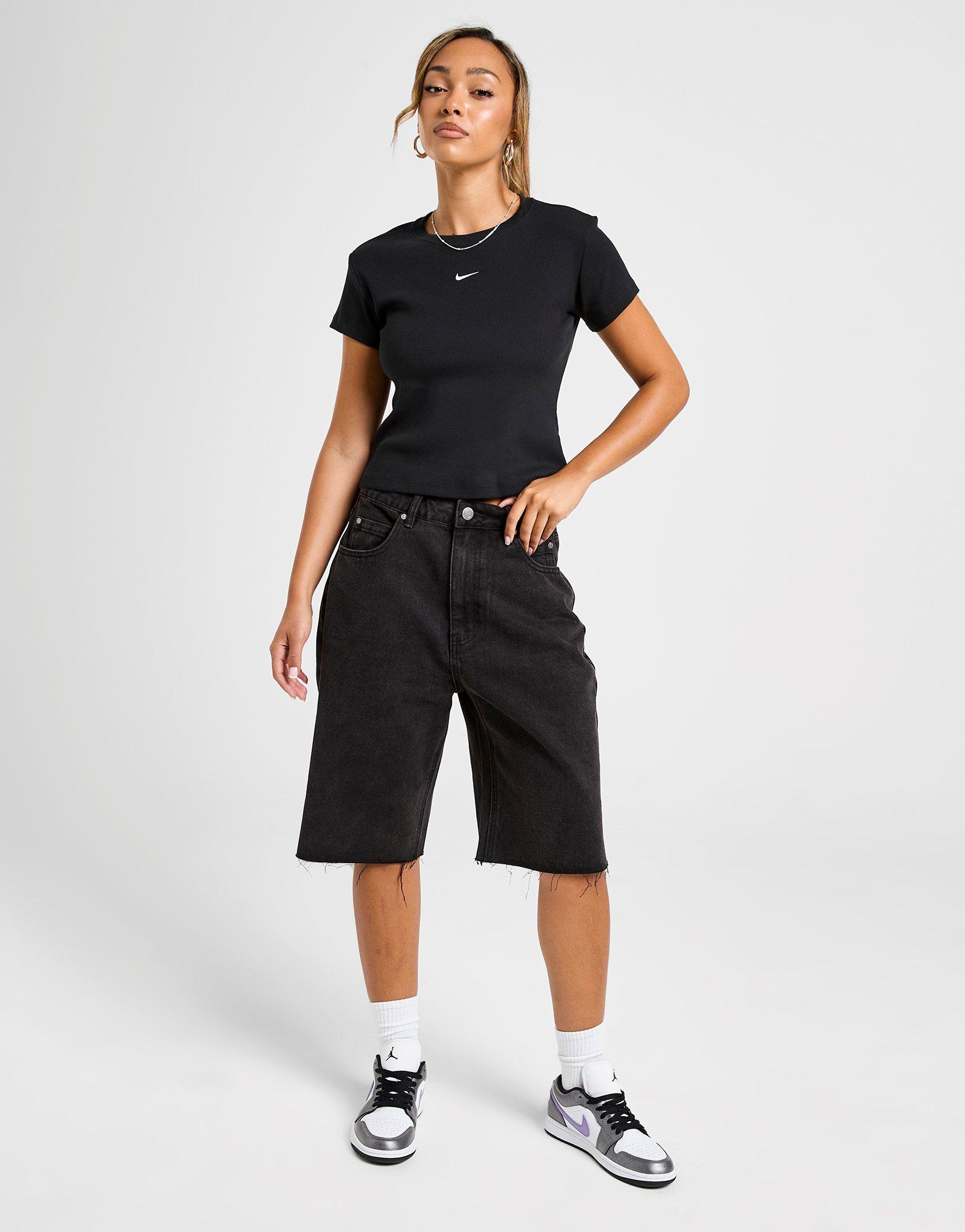 Nike Ribbed Slim T-Shirt