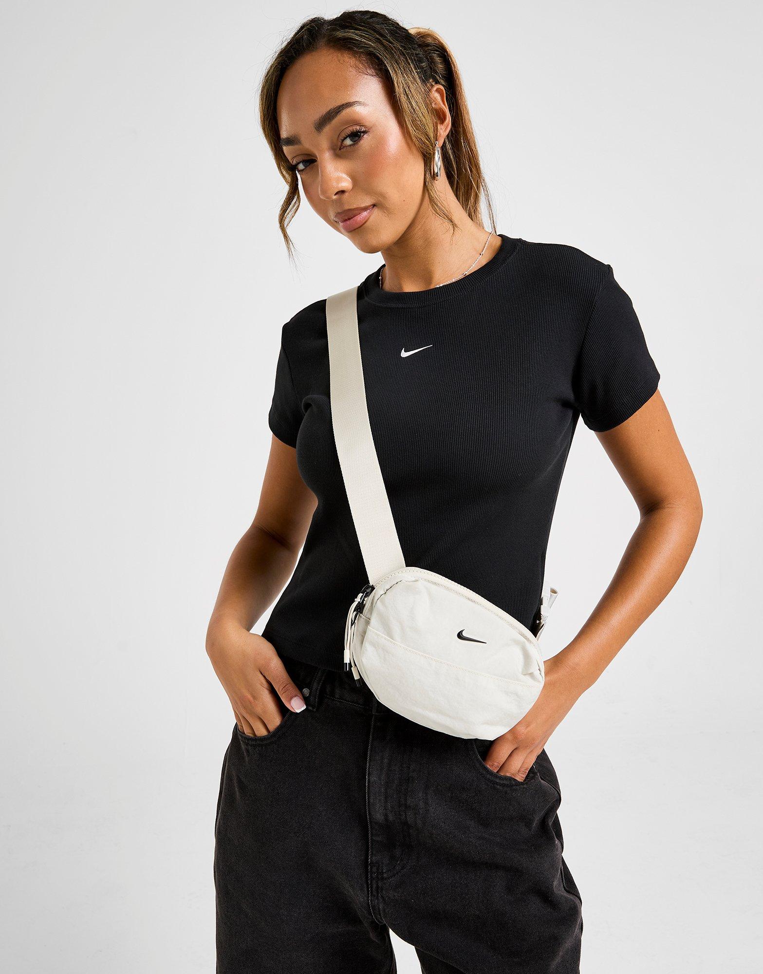 Nike Ribbed Slim T-Shirt