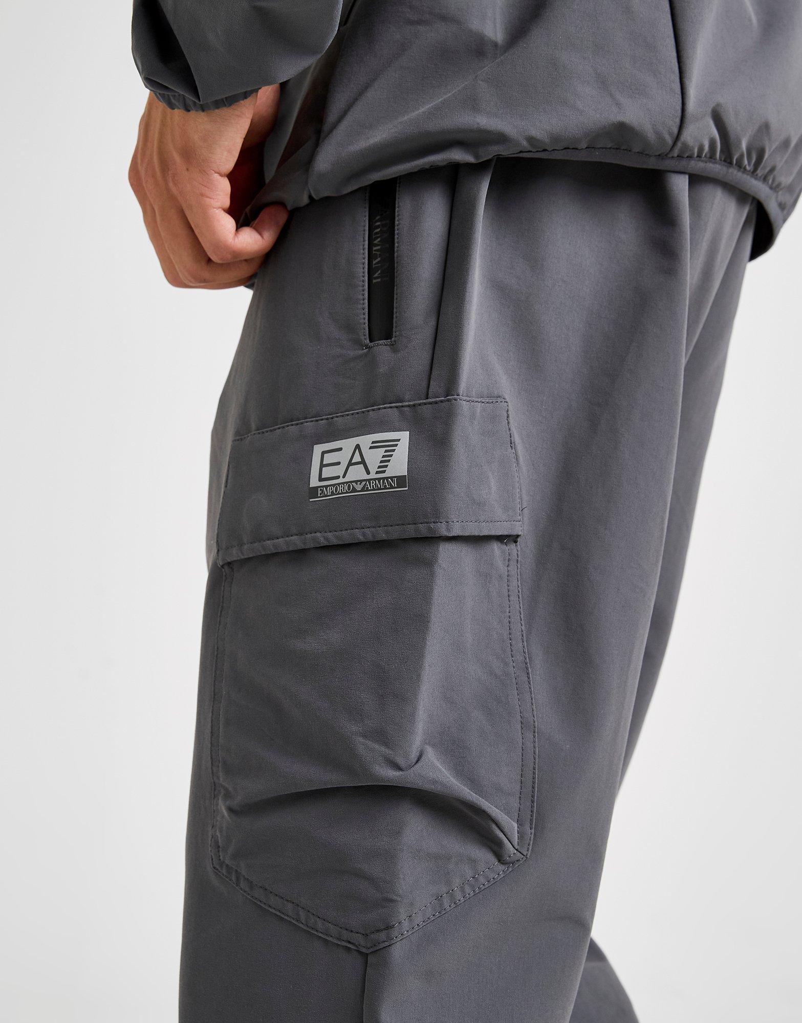 EA7 Emporio Armani Reflective Woven Cargohose