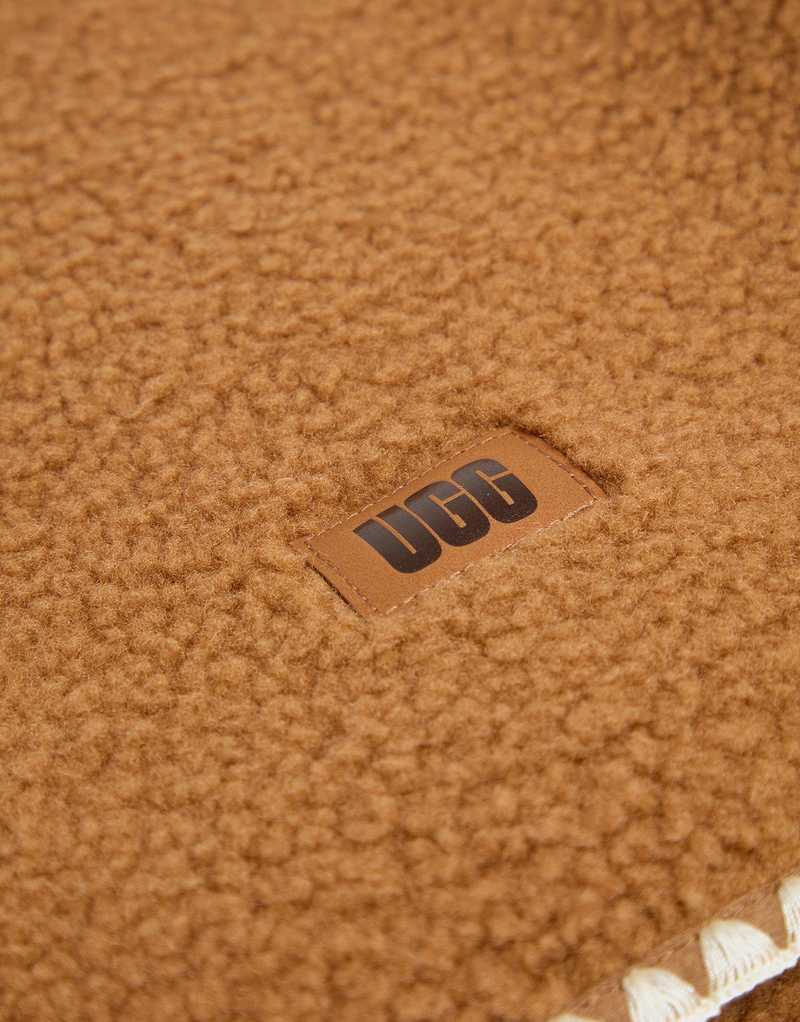 UGG Scalloped UGGfluff Scarf