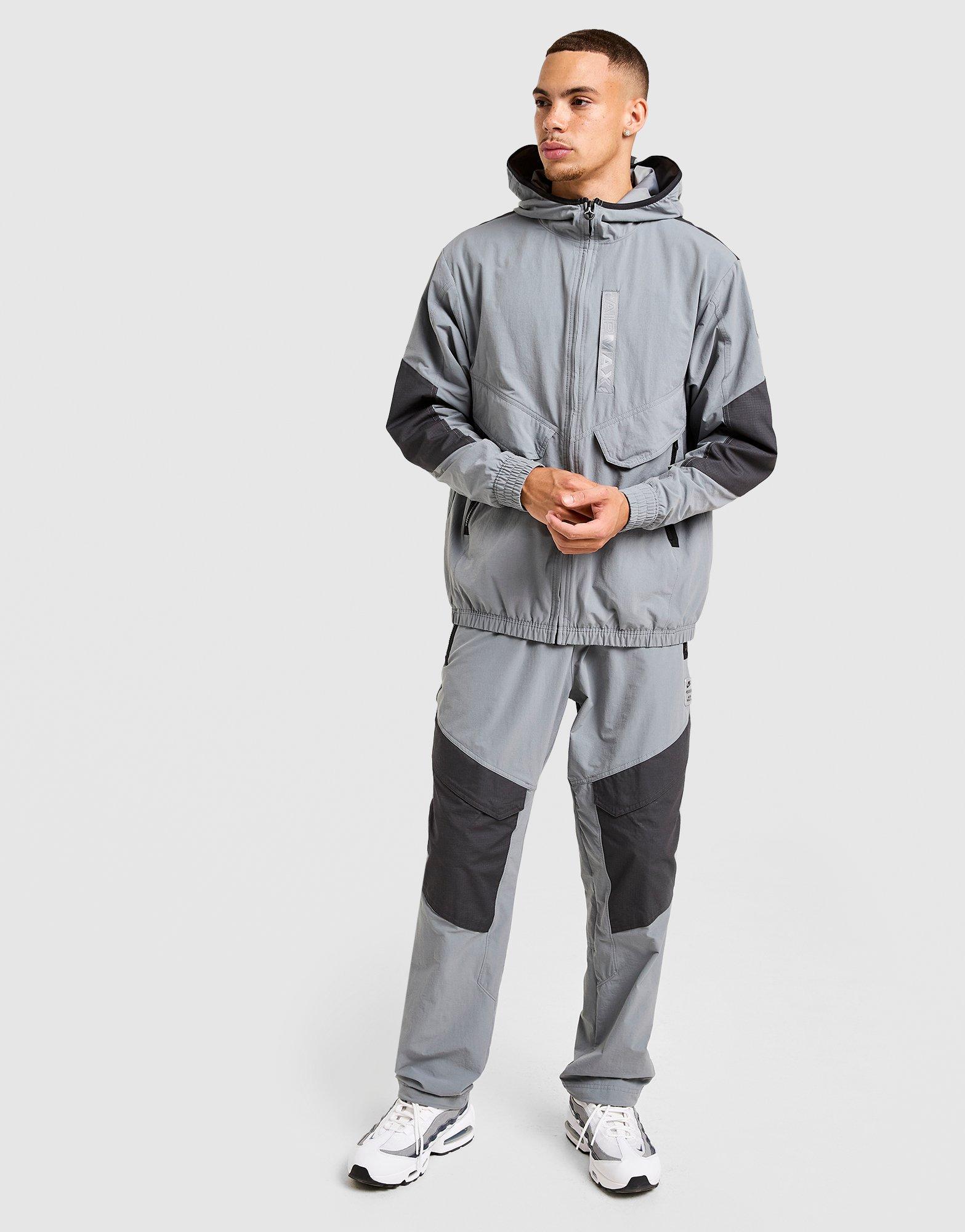 Nike Air Max Woven Cargo Pants