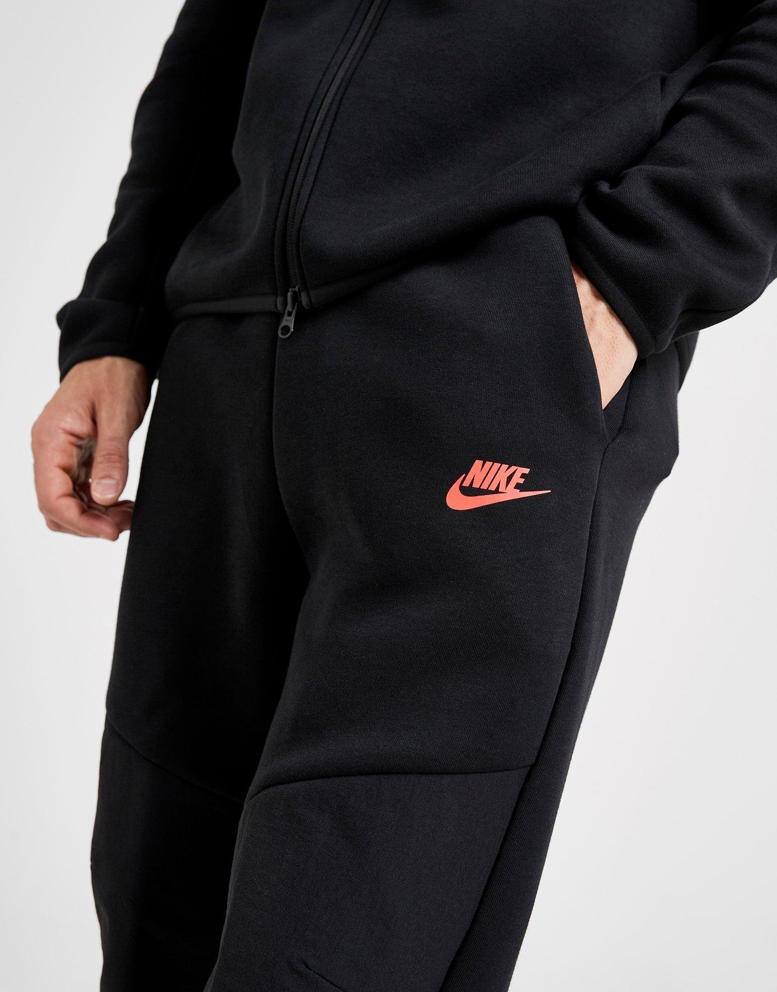 Nike Joggers Tech Mix