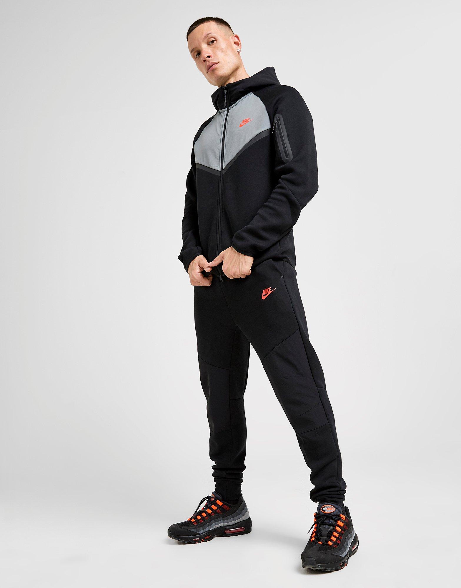 Nike Joggers Tech Mix