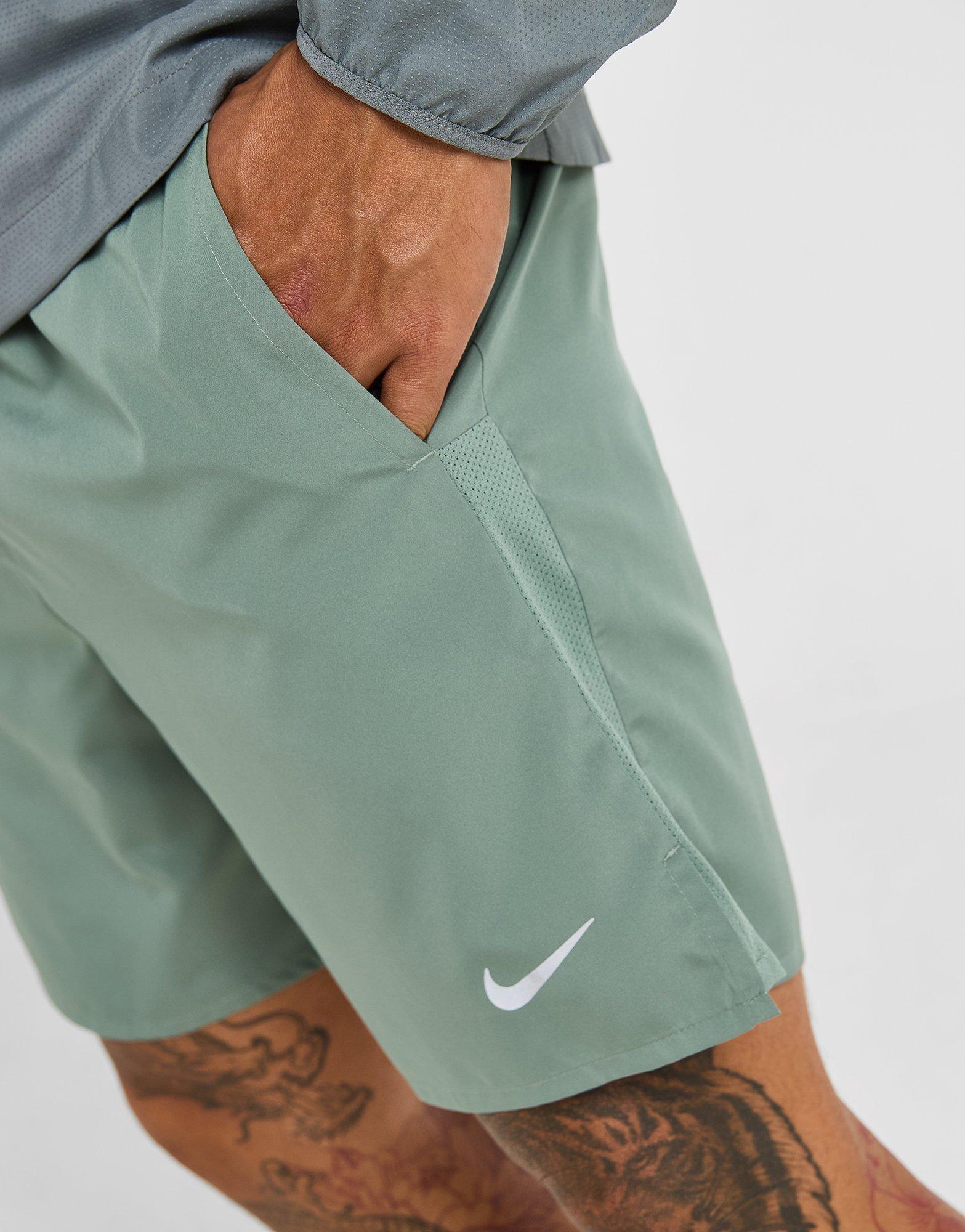 Nike Challenger Shorts