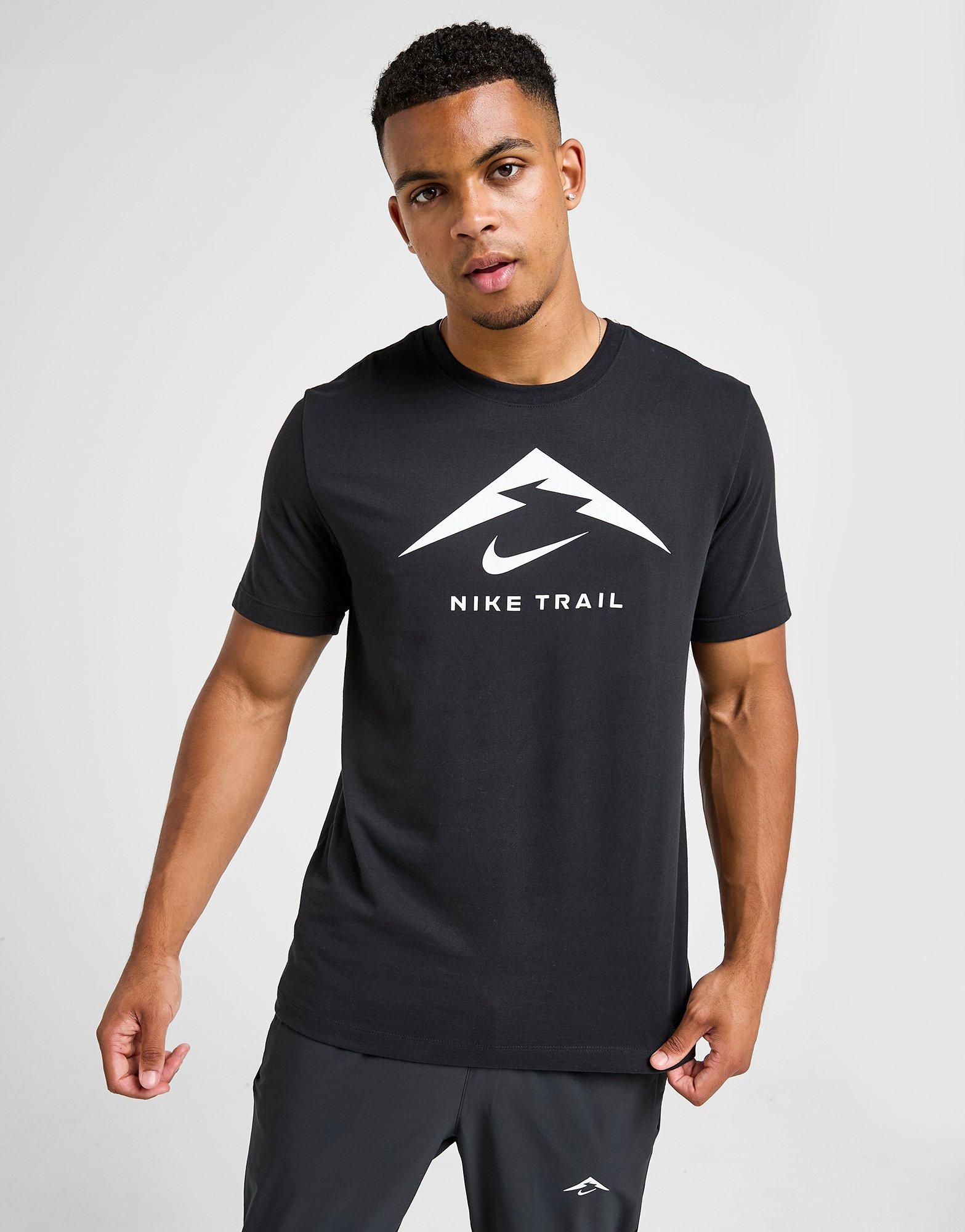 Nike Trail Graphic T-Shirt