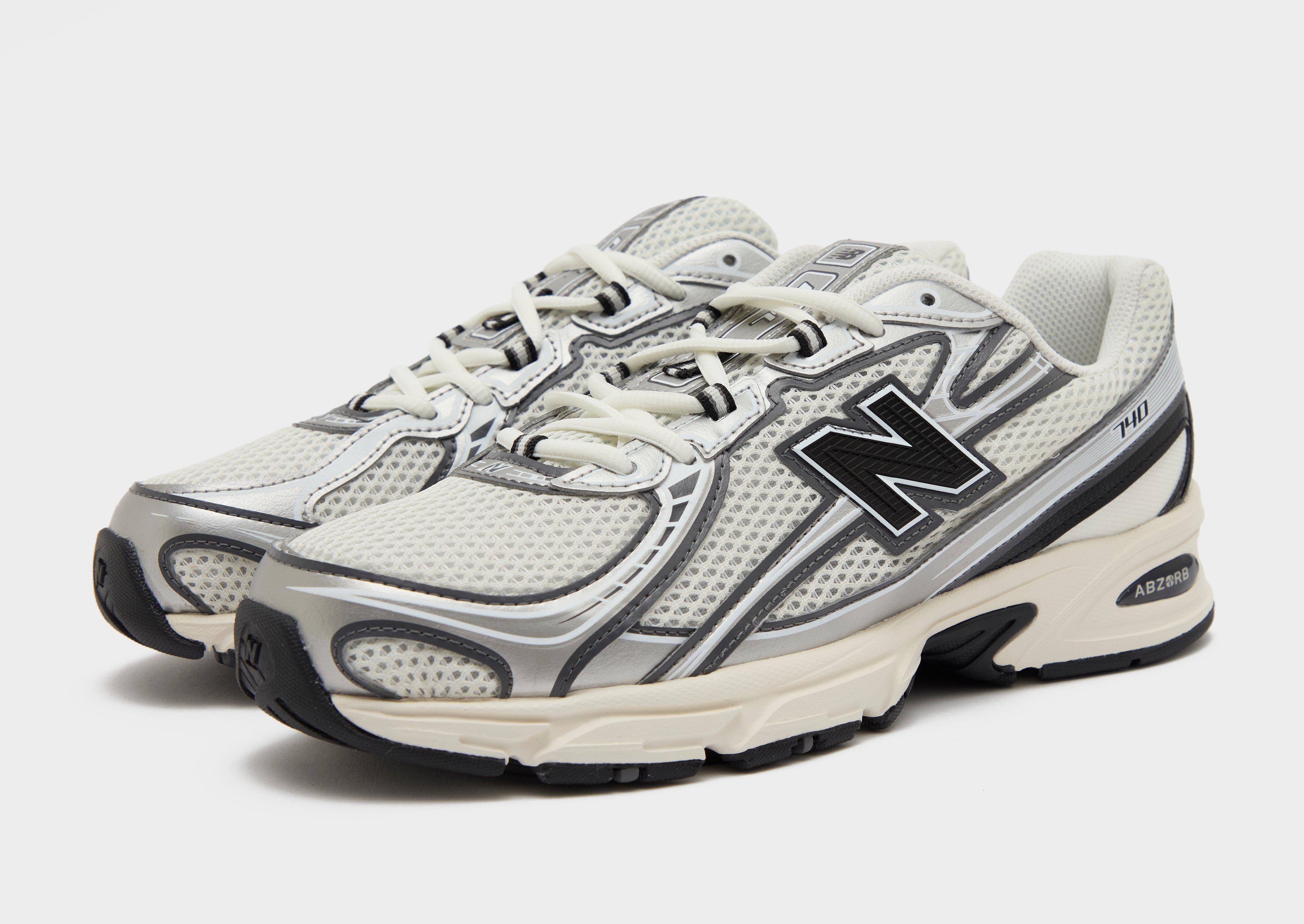 New Balance 740