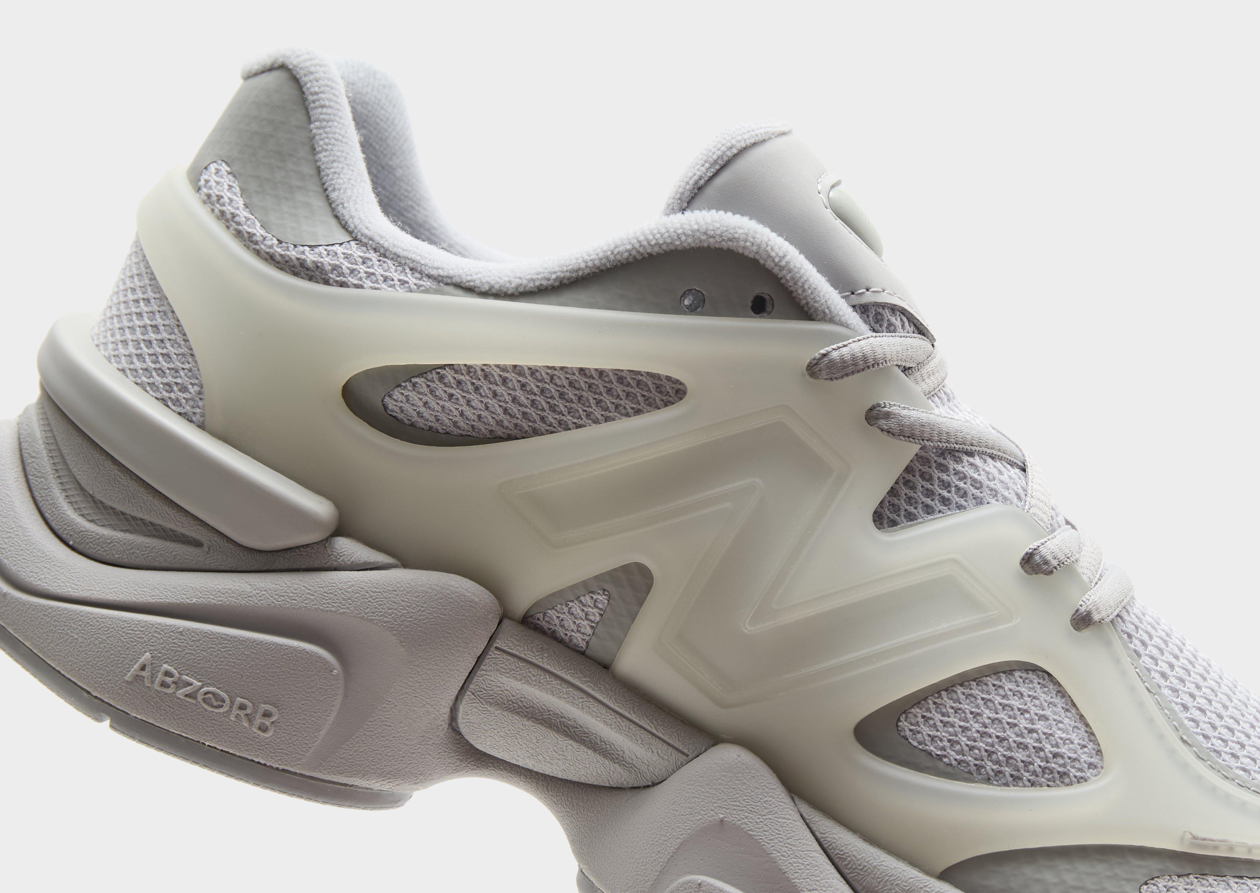 New Balance 9060 Caged