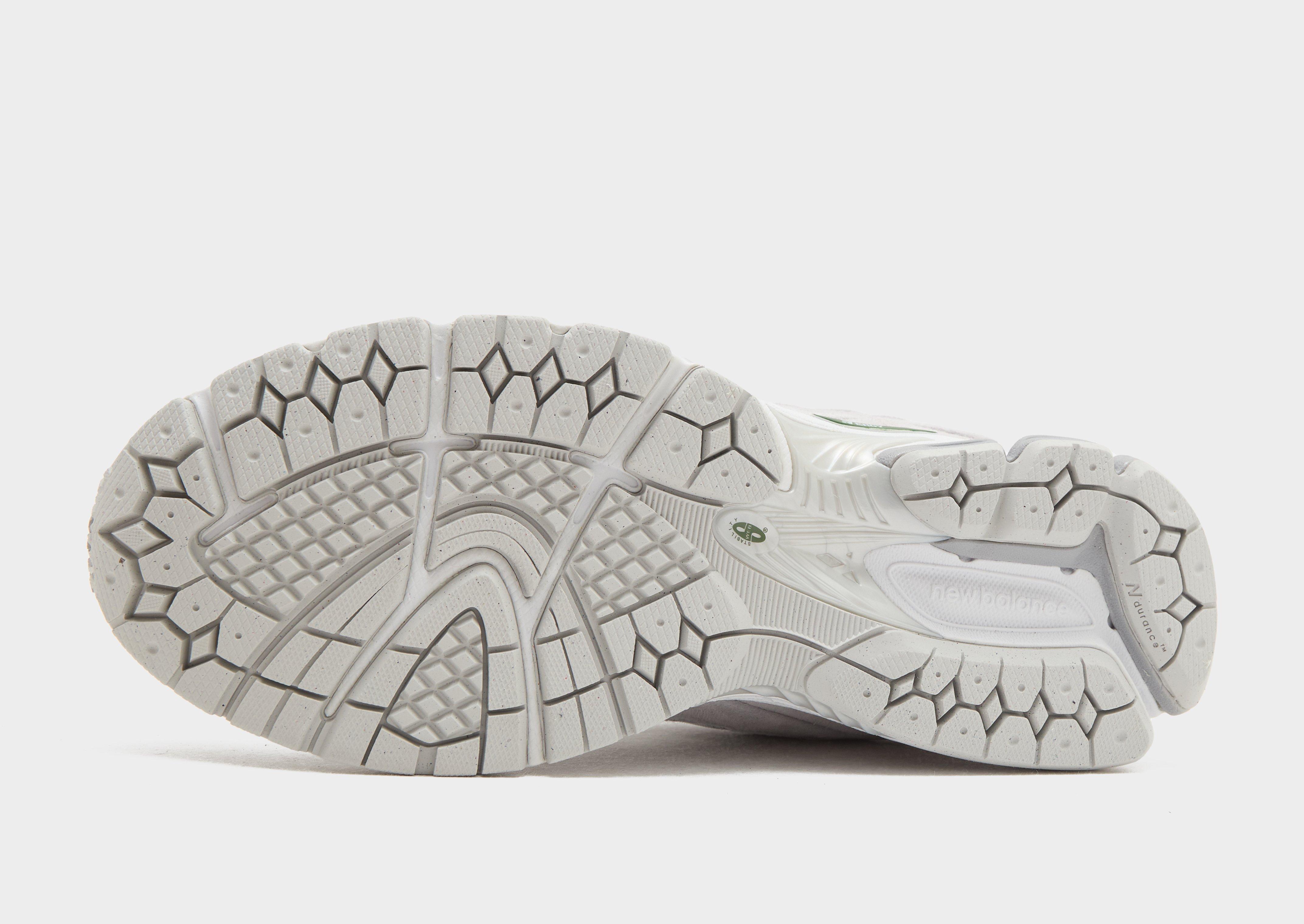 New Balance 2002R Homme