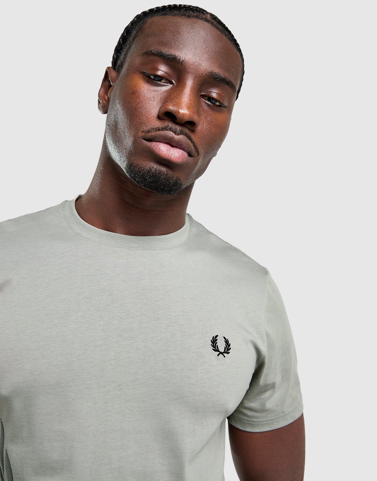 Fred Perry Oversized Laurel Wreath T-Shirt