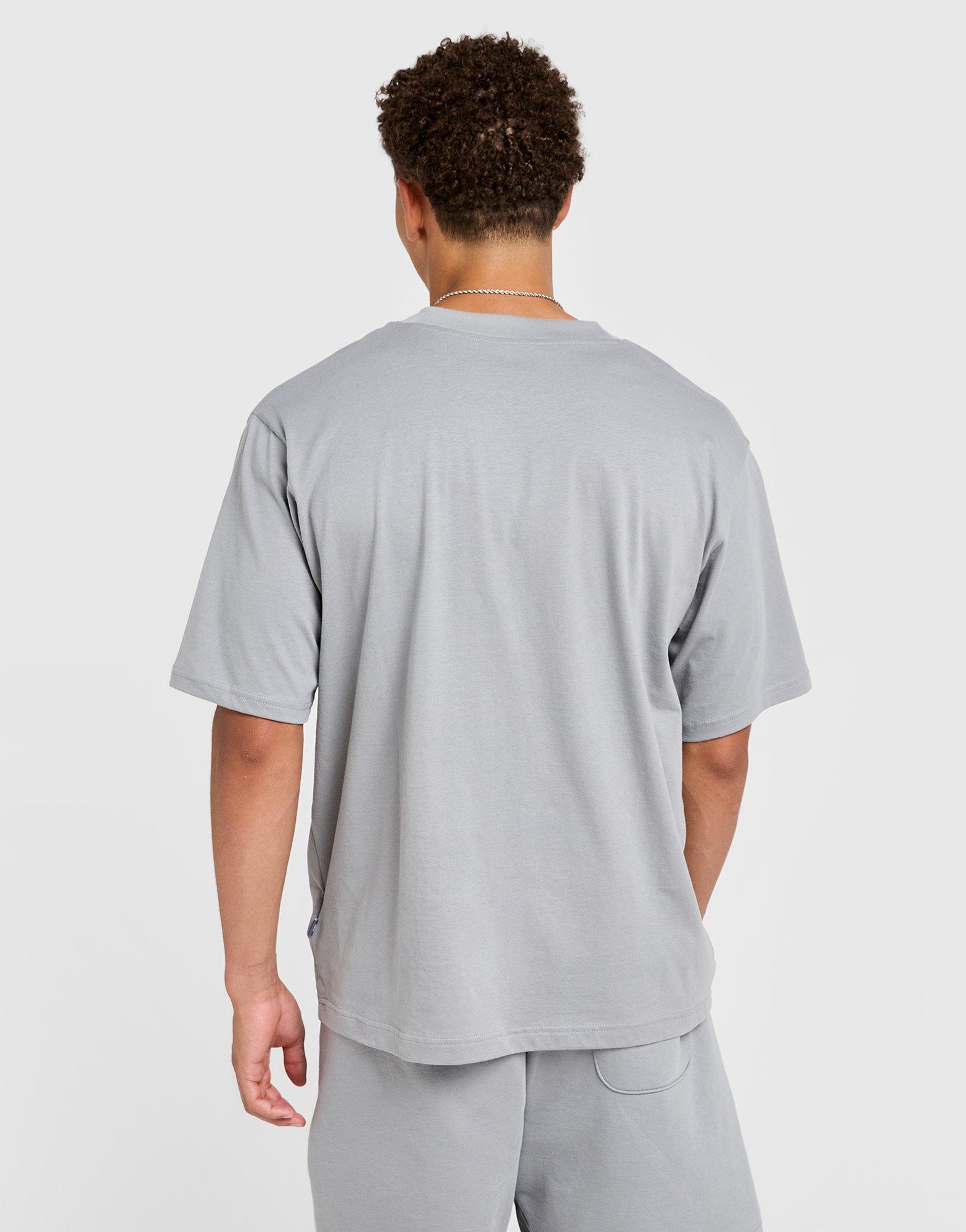 New Balance Camiseta Oversized Core Logo